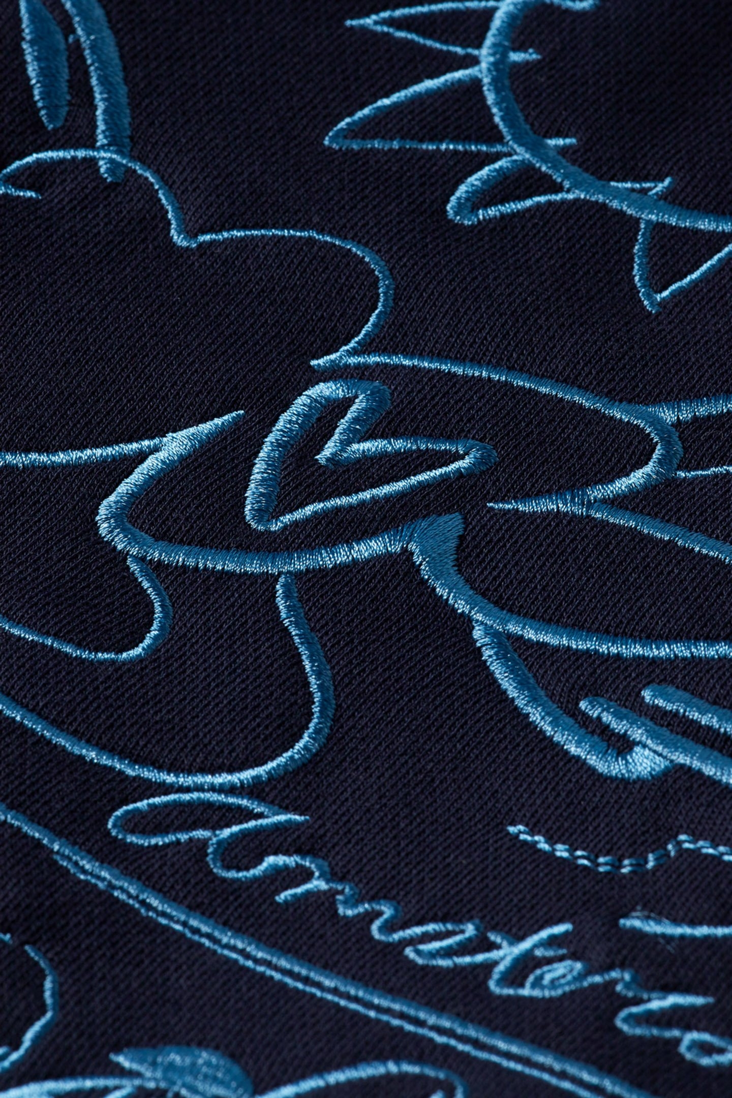 EMBROIDERED ARTWORK HOODIE NIGHT 8