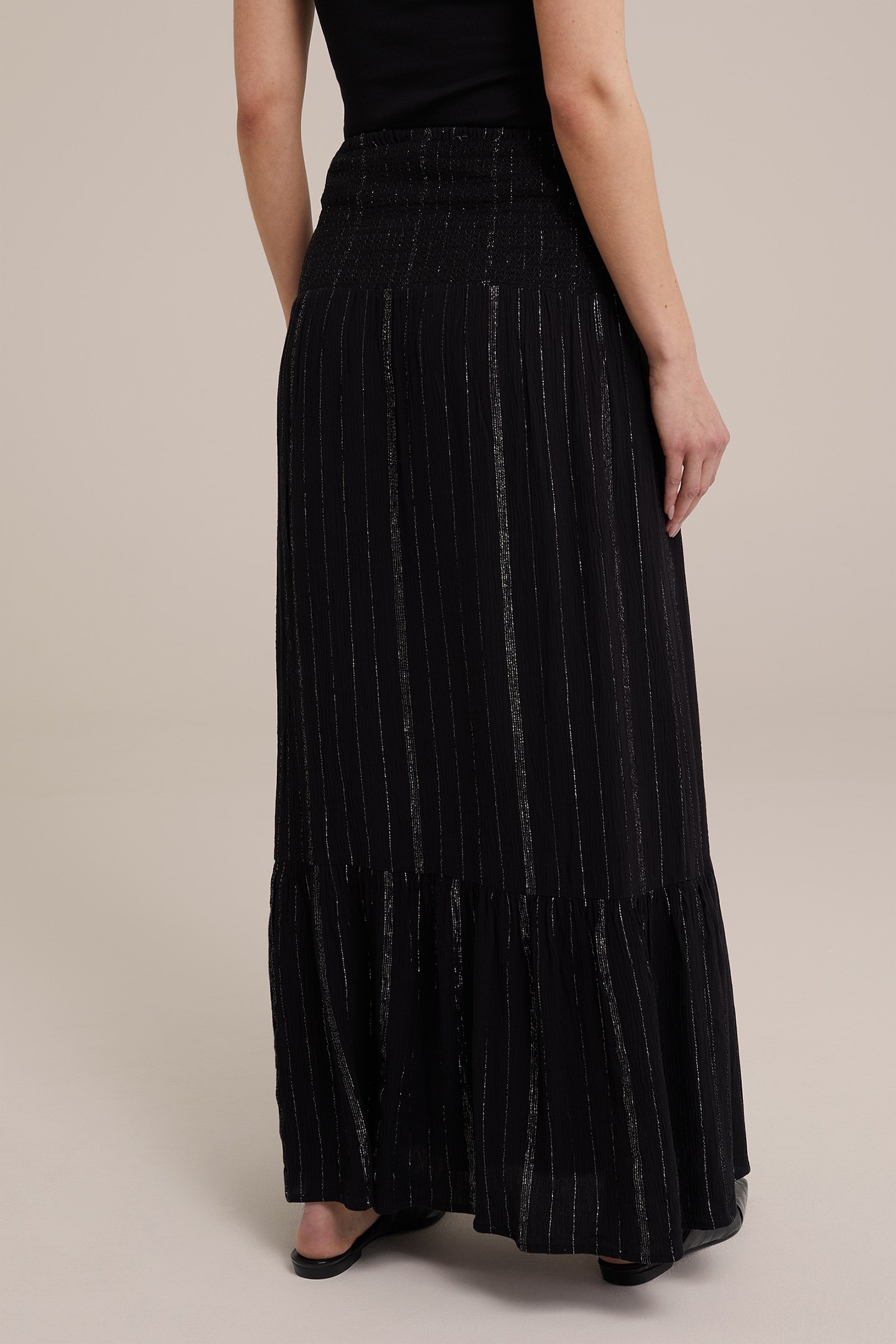 SKIRT MEDIUM LENGTH BLACK 2