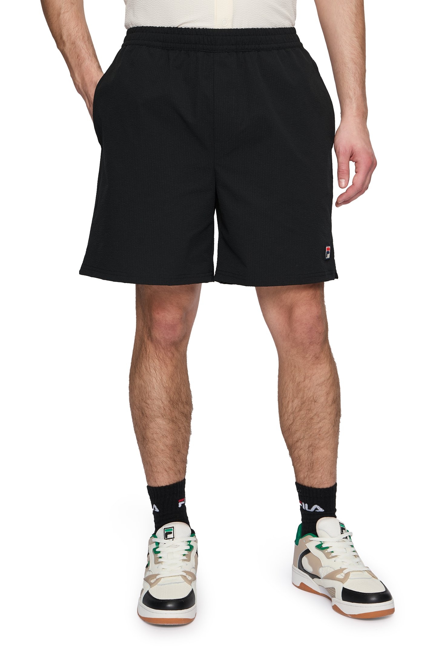 LURE LOOSE WOVEN SHORTS BLACK 1