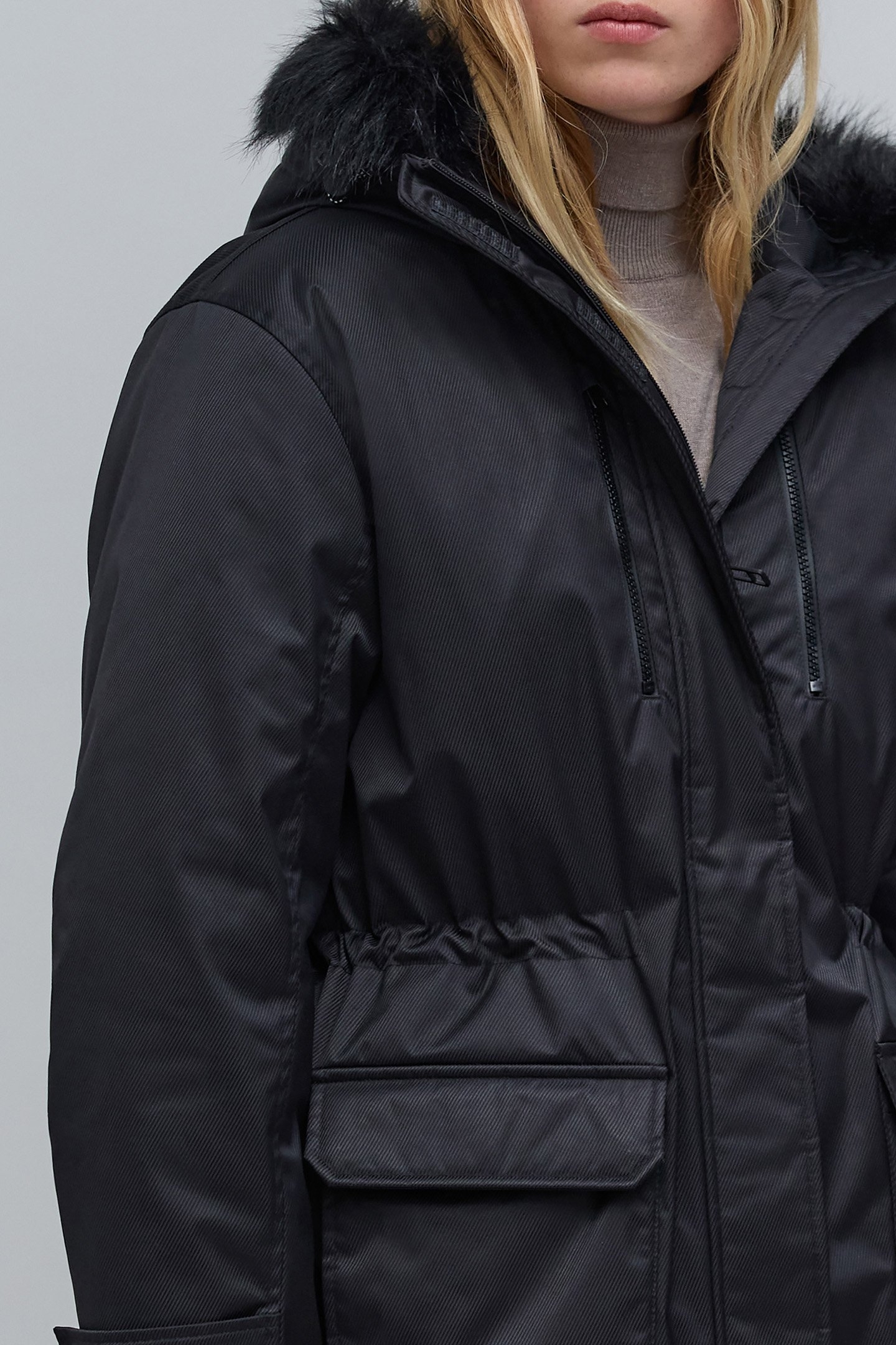 BLACK STRIPED PARKA 5