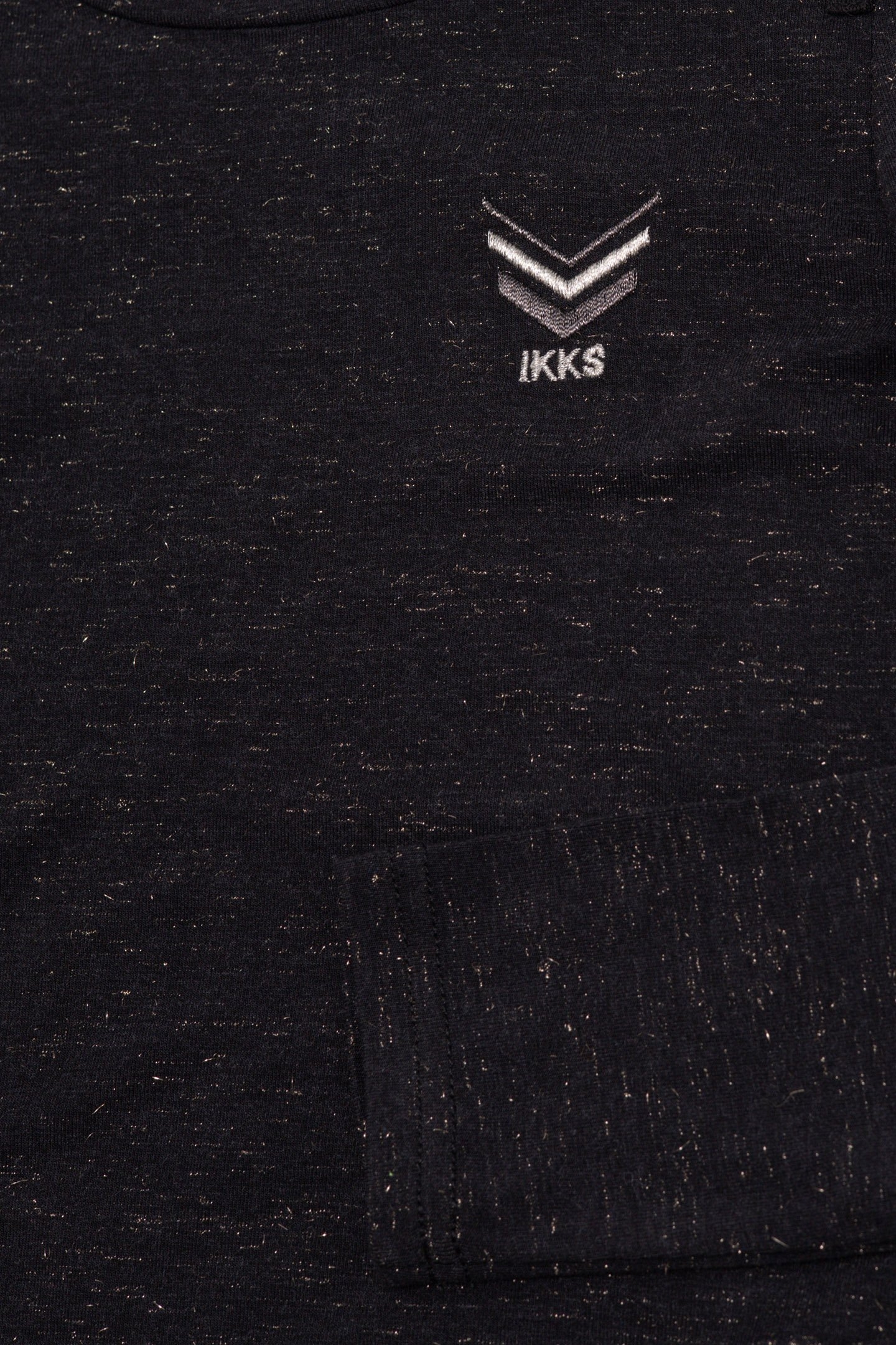 GIRL'S BLACK GLITTER CHEVRON EMBROIDERY T-SHIRT 6