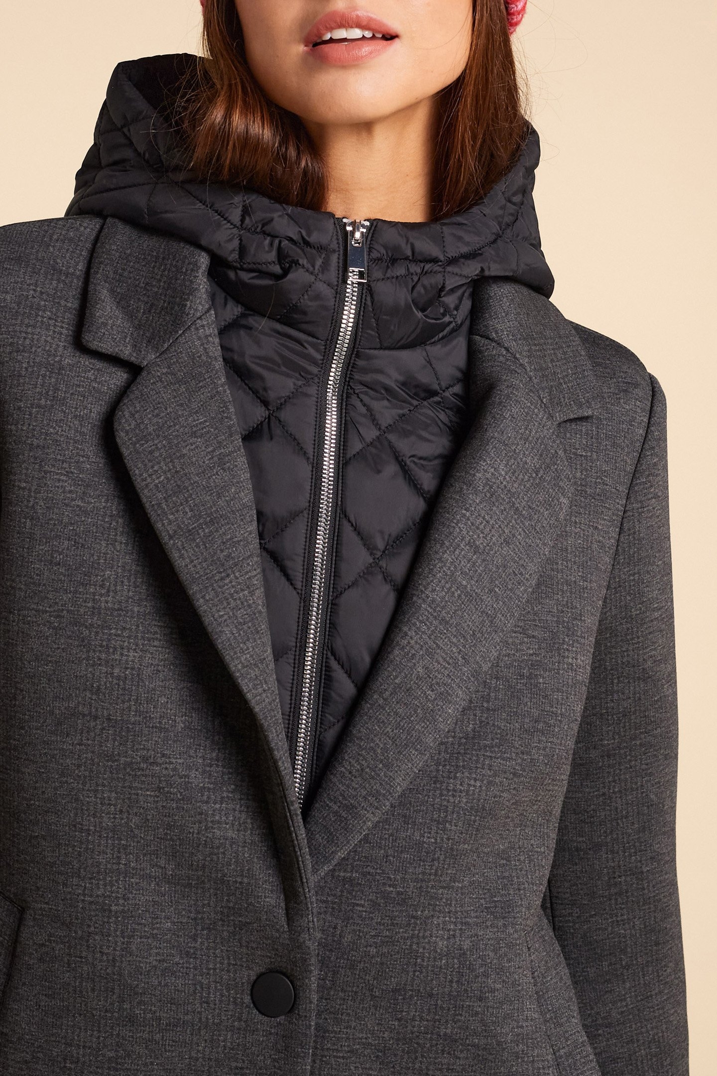 CHARCOAL COAT WITH DETACHABLE FACING 5