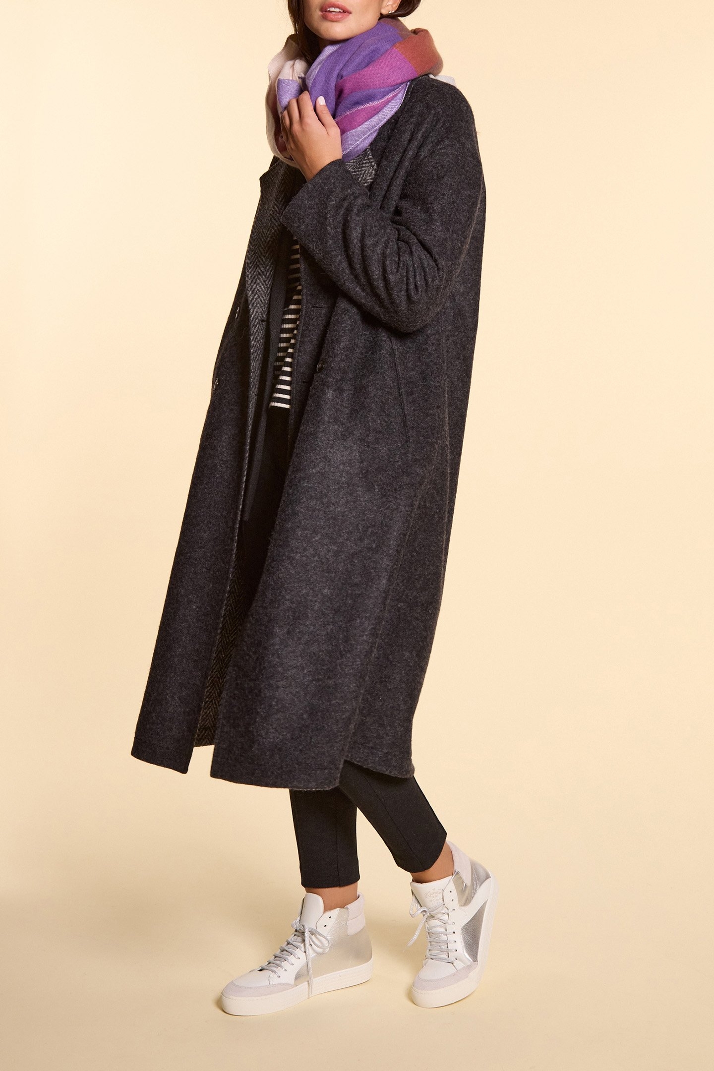 GREY/CHEVRON MOTIF REVERSIBLE COAT 4