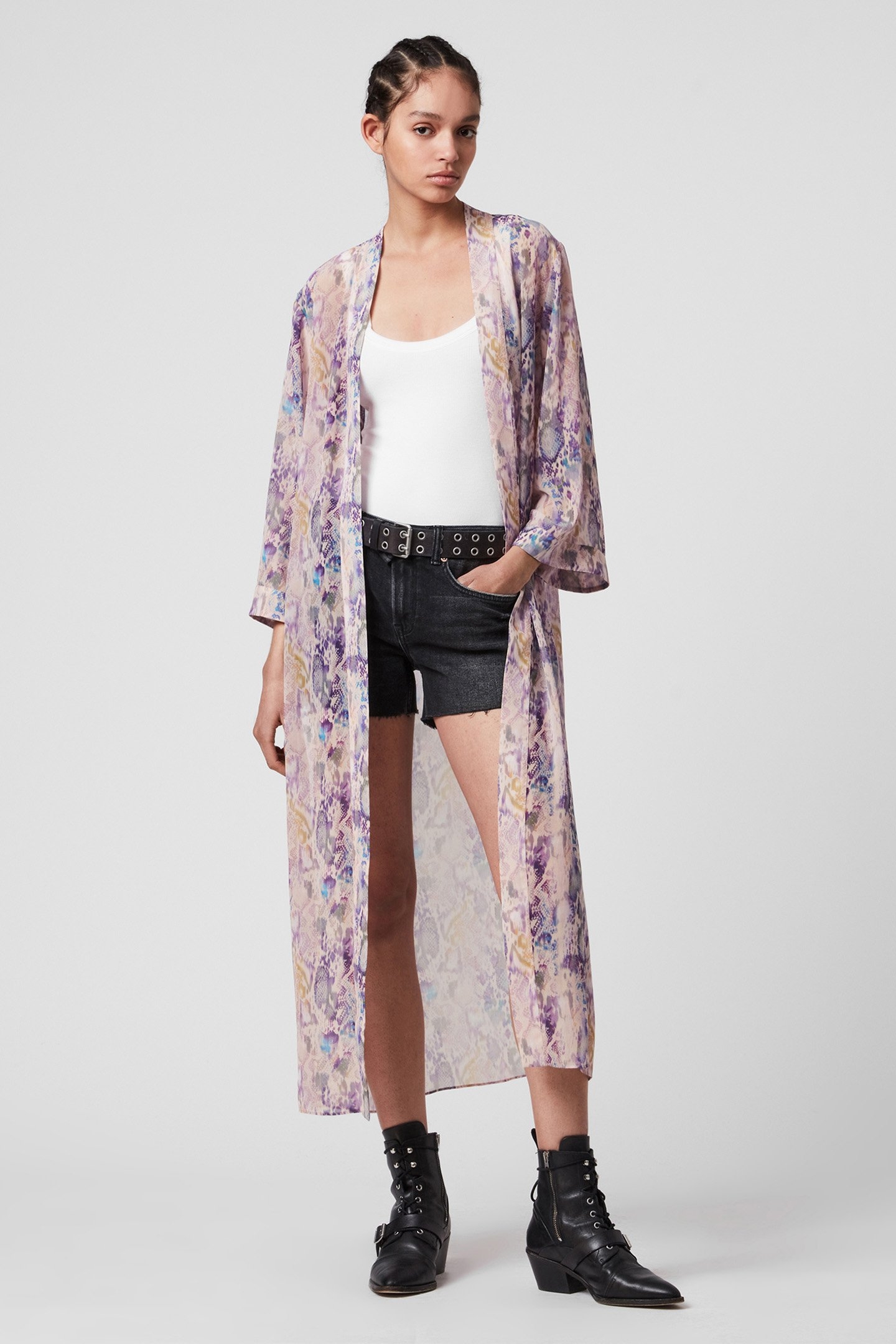 MERA CUT OFF SHORTS WASHED BLACK 3