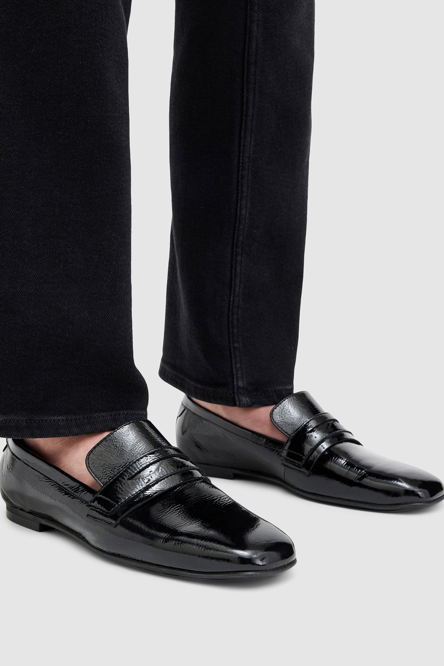 SASHA PATENT LOAFER BLACK 2