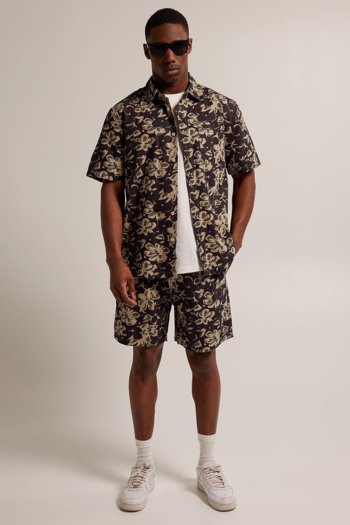 ILLINOIS DULL BLACK 1