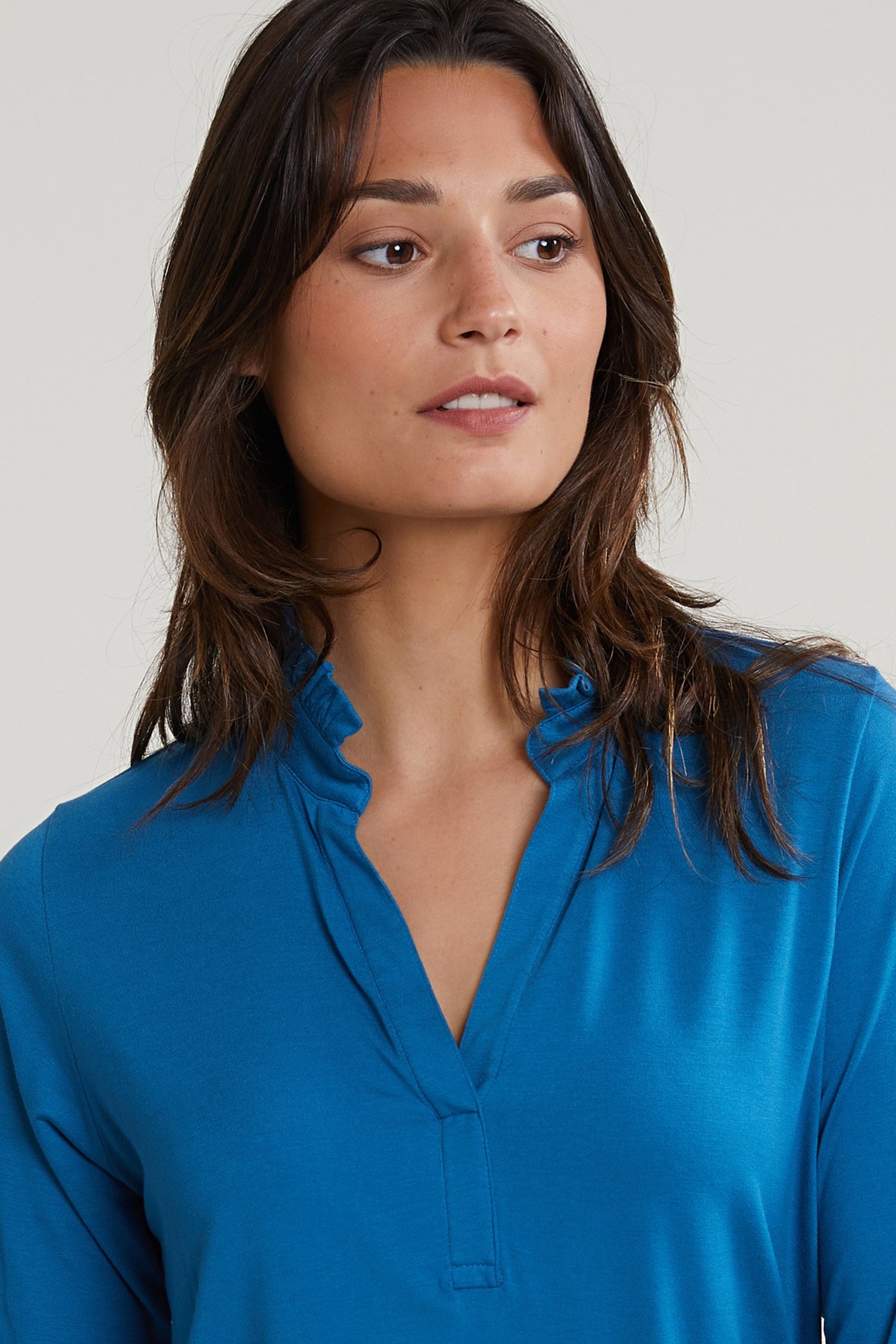 PETROL V-NECK T-SHIRT RUFFLE COLLAR 4
