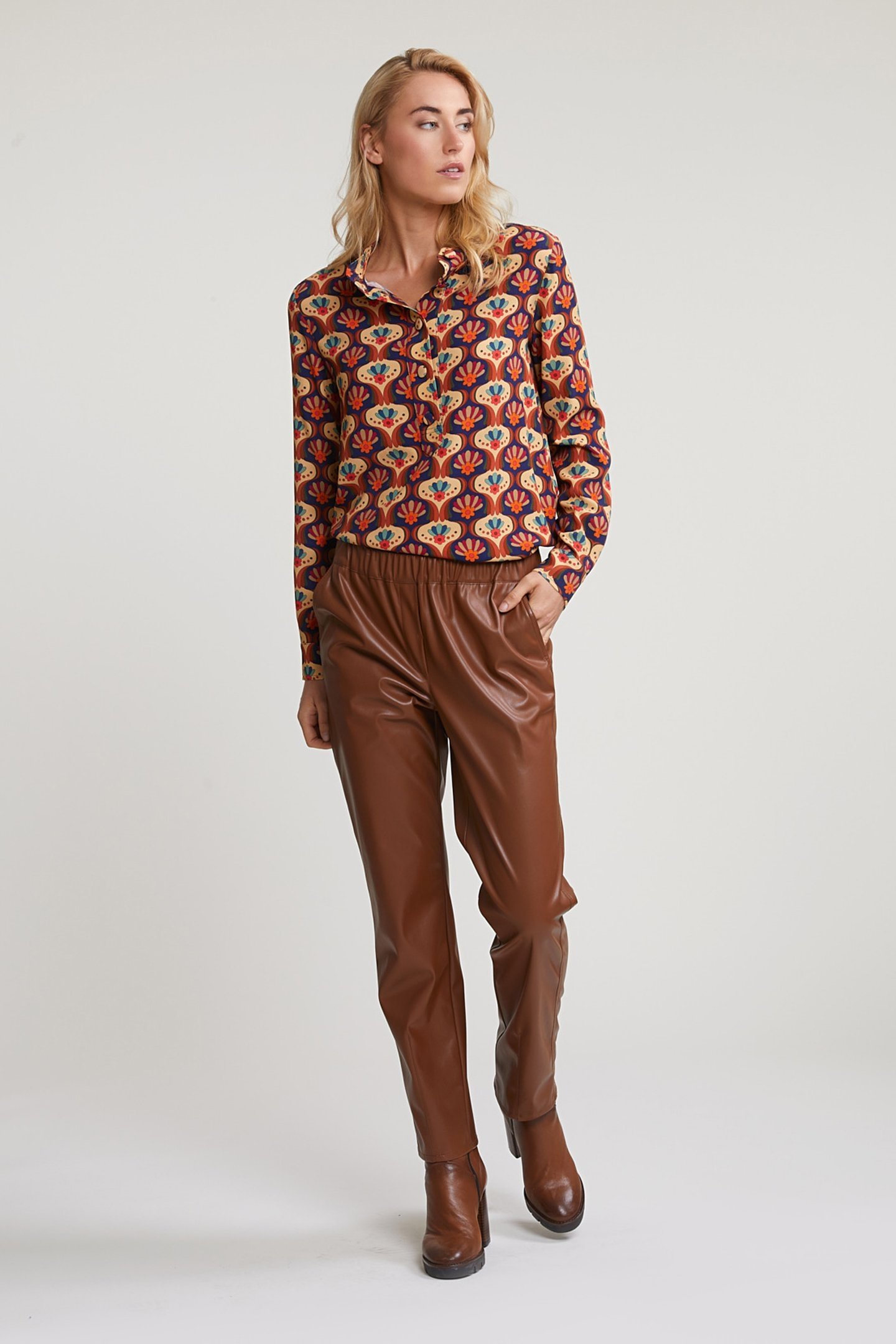 MULTI FANTASY BLOUSE LONG SLEEVES 3