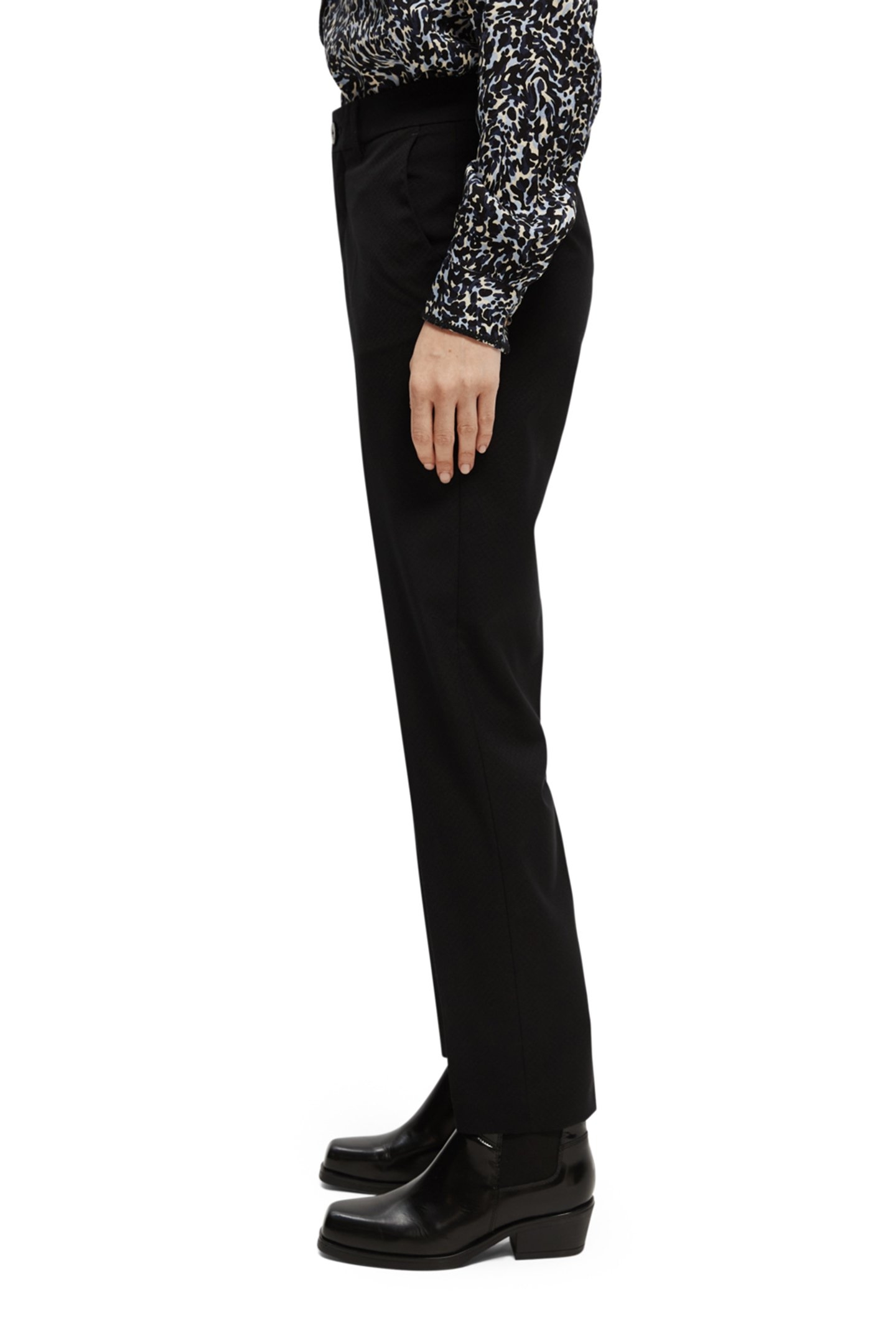 LOWRY - MID RISE SLIM TROUSERS BLACK 4