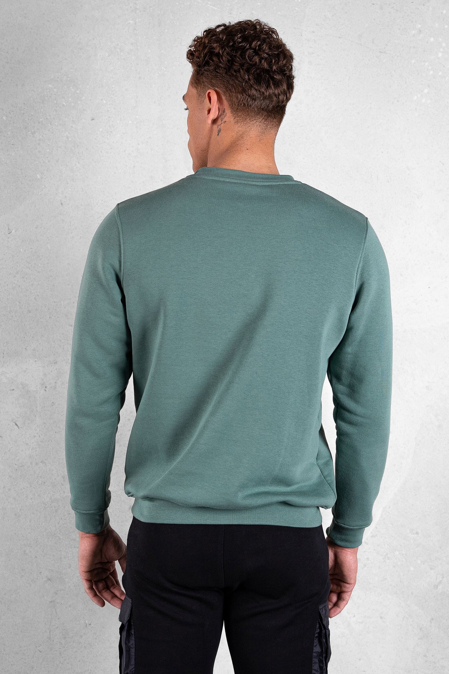 BRAND STRAIGHT CREWNECK DARK FOREST/JET BLACK 2