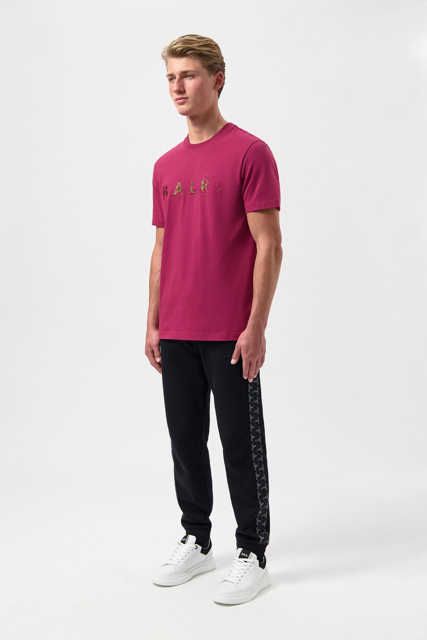 BALR. MONOGRAM EMBRO REGULAR FIT T-SHIRT TIBETIAN RED 6