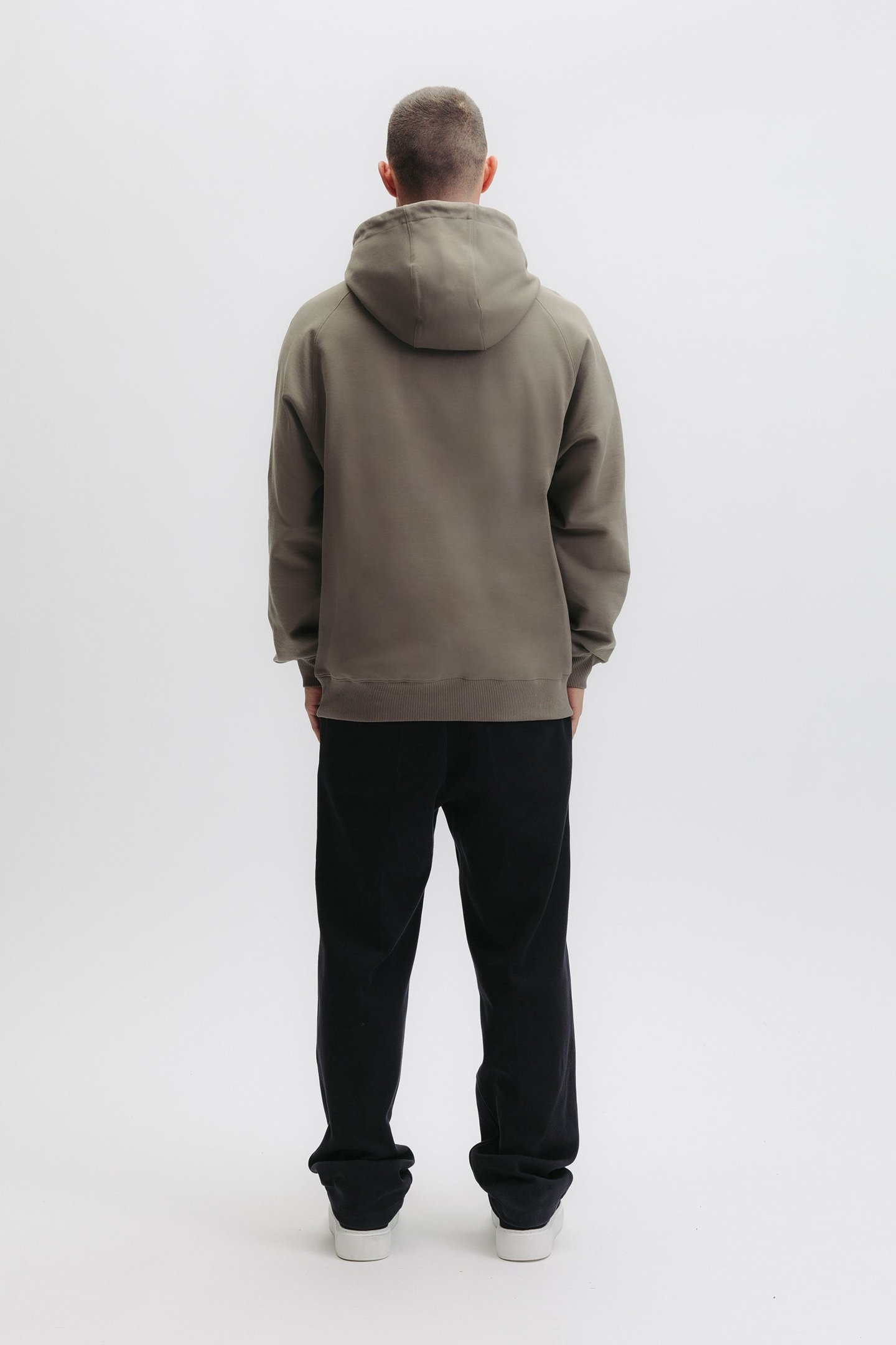 LOGO HOODIE SMOKEY GREEN 2