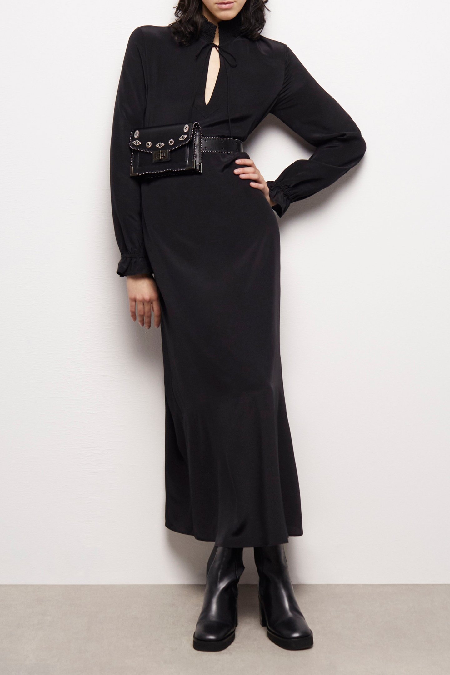 LONG-SLEEVED FLARED DRESS BLACK 4