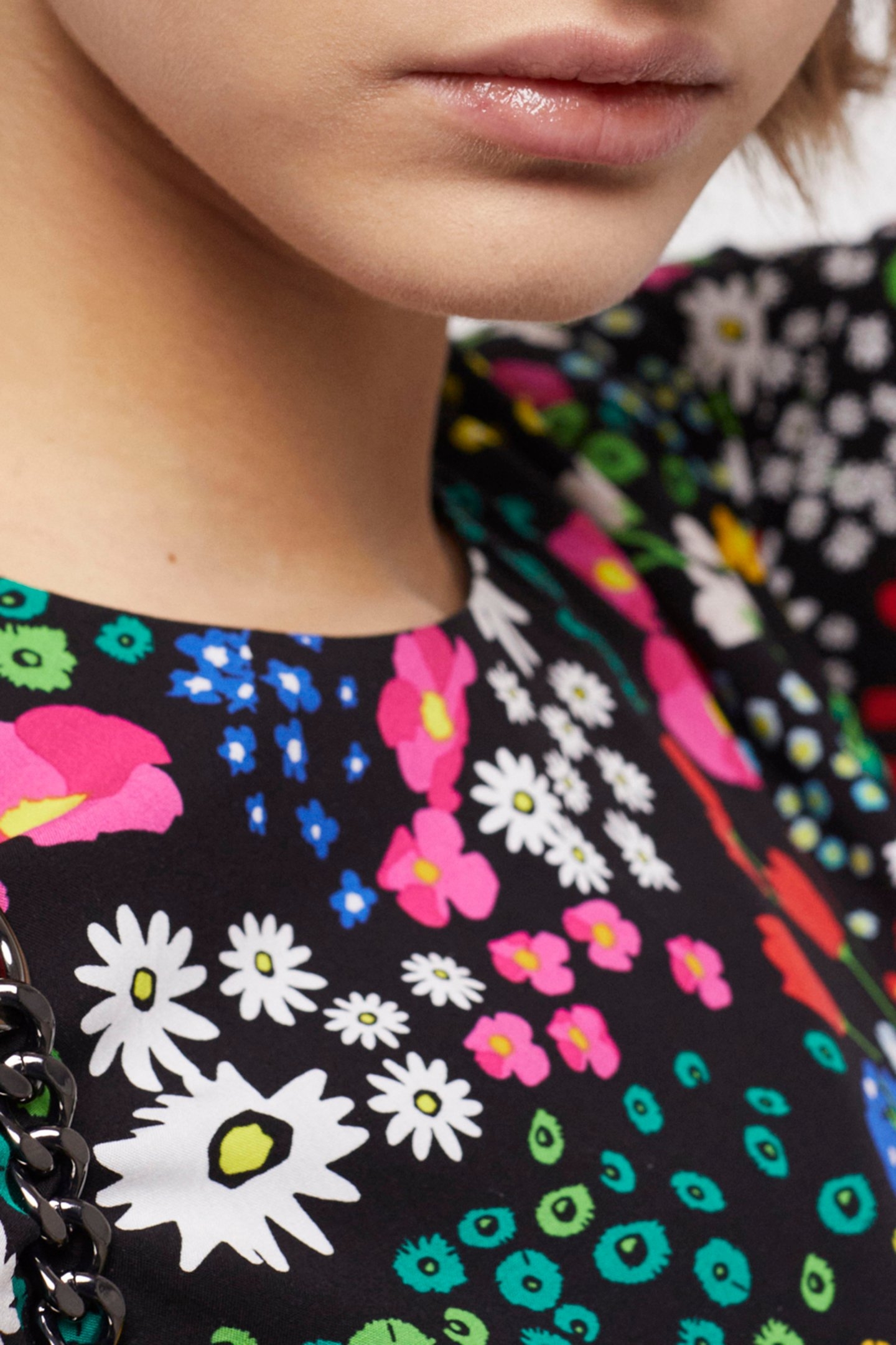 OPEN BACK LONG DRESS WITH SHORT SLEEVES MULTICOLOR 6