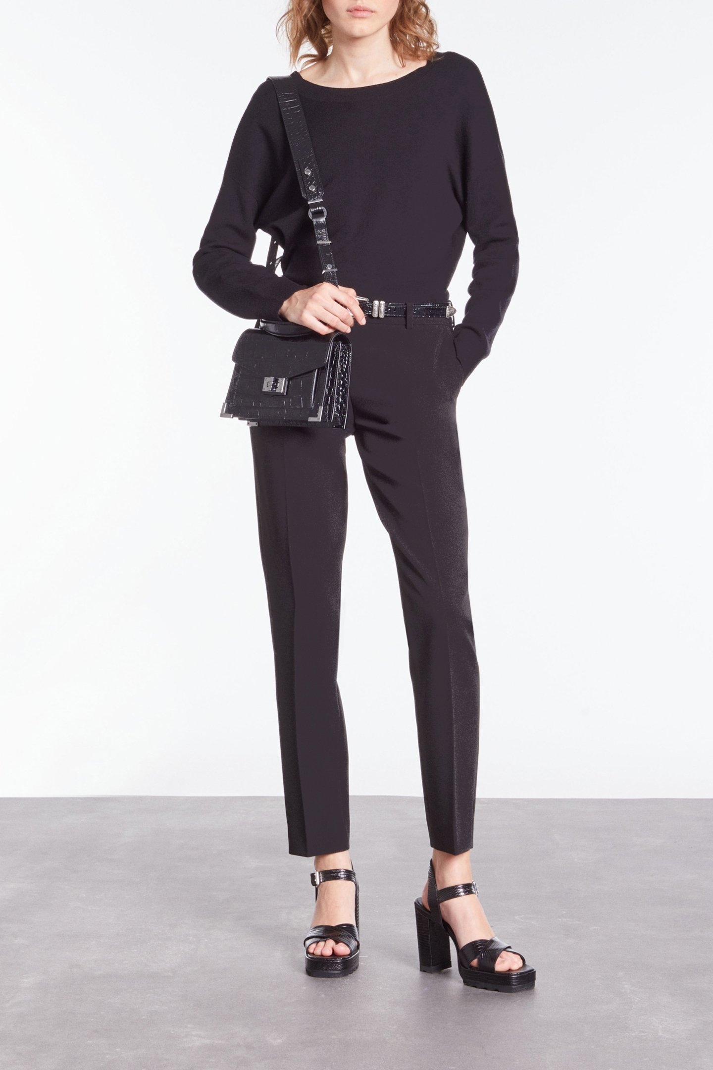 SWEATER WITH FAKE BUTTONS ON THE BACK BLACK 6