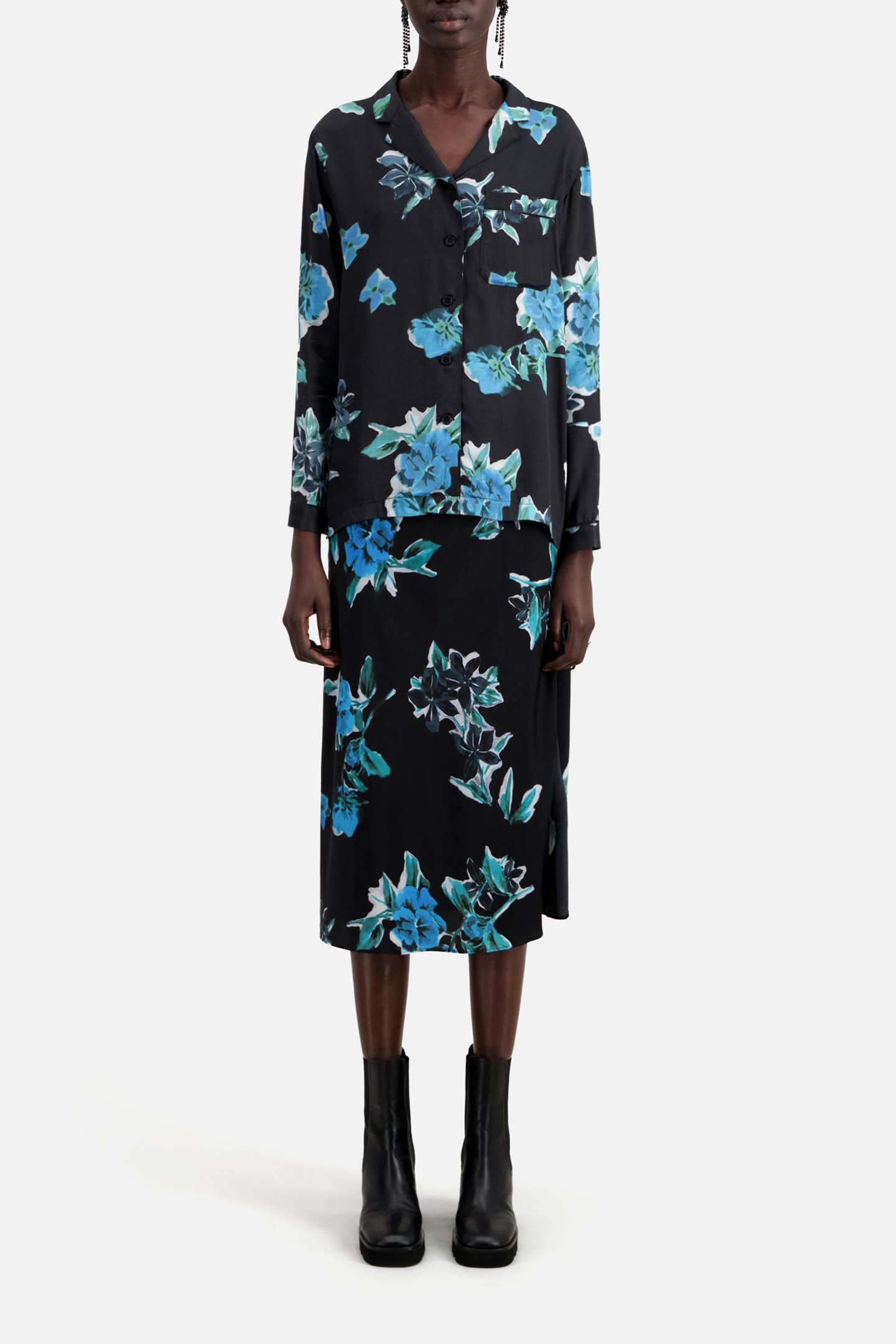 LONG SLEEVE SHIRT WITH CLASSIC COLLAR BLACK BLUE 2