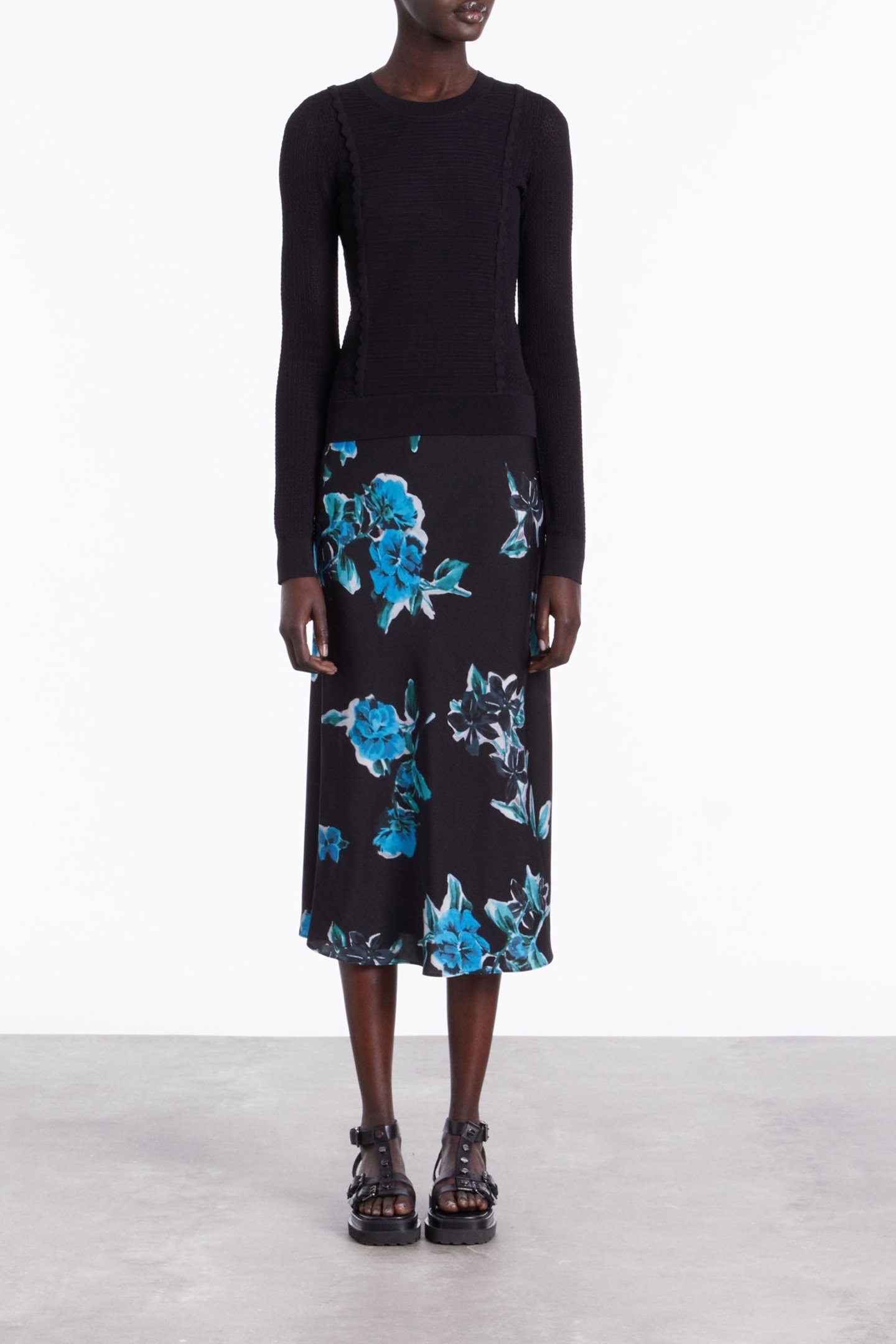 LONG-SLEEVED KNIT TOP WITH DOTS AND OTTOMAN BLACK 1