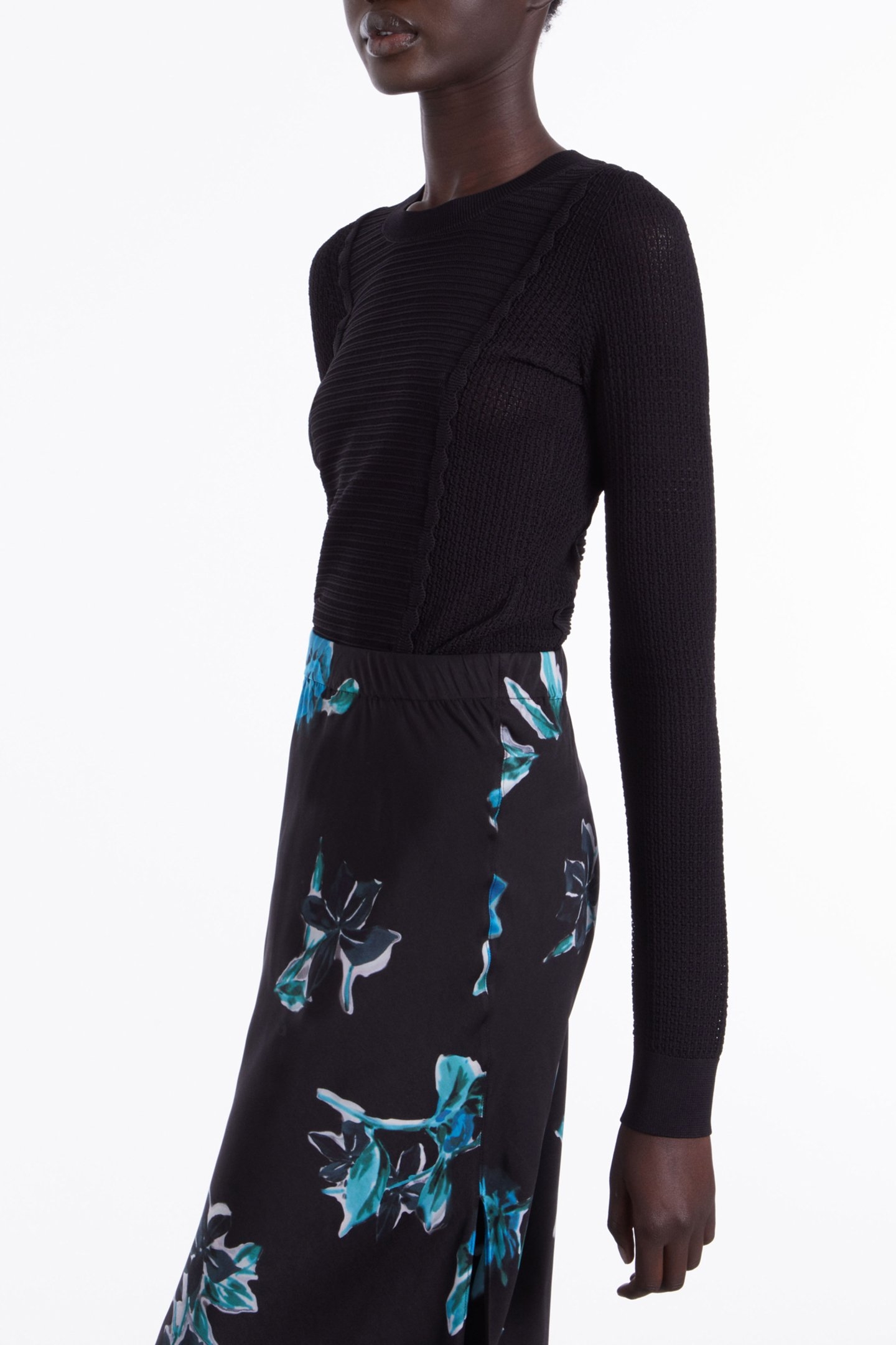 LONG-SLEEVED KNIT TOP WITH DOTS AND OTTOMAN BLACK 4