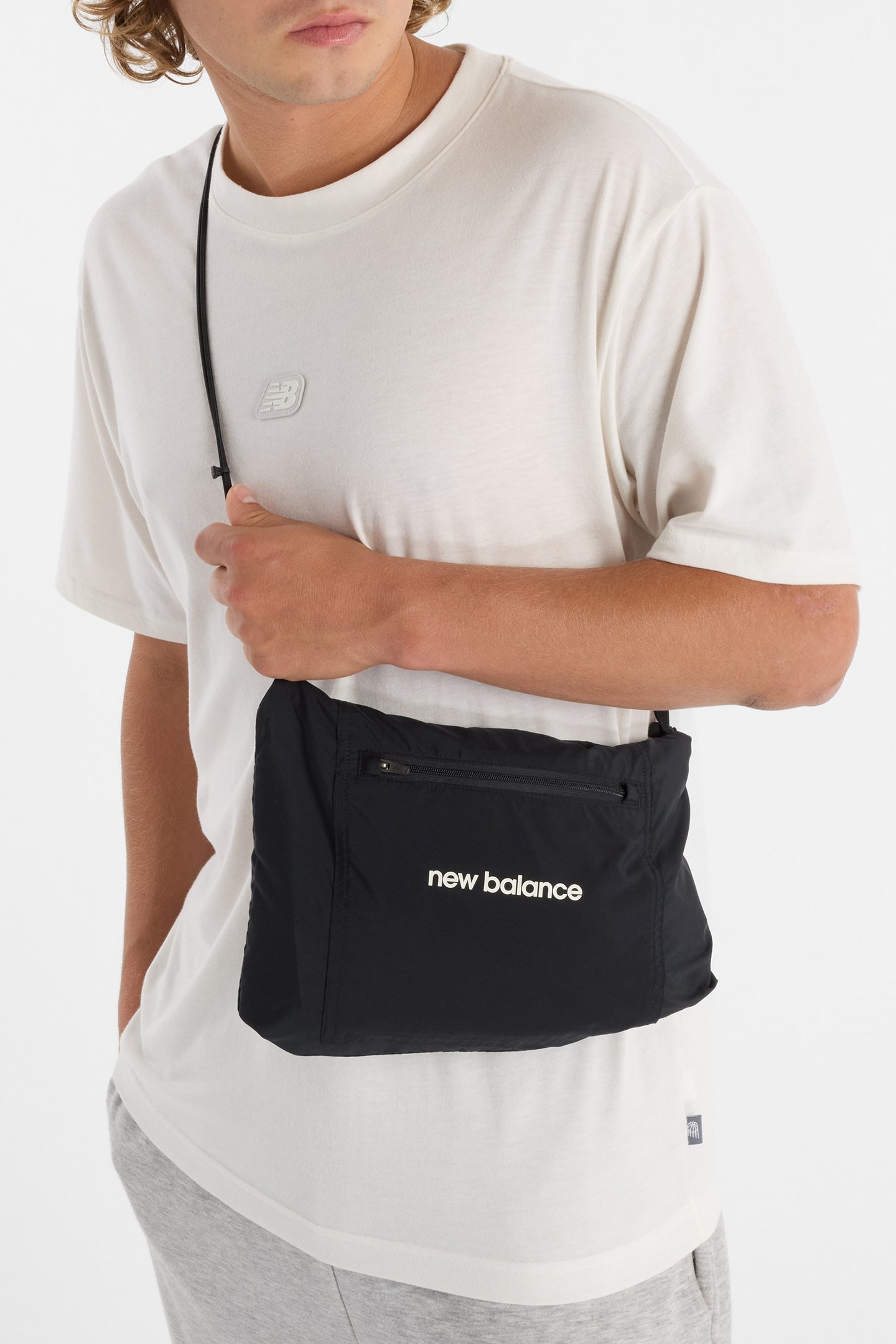 ATHLETICS PACKABLE JACKET BLACK 7