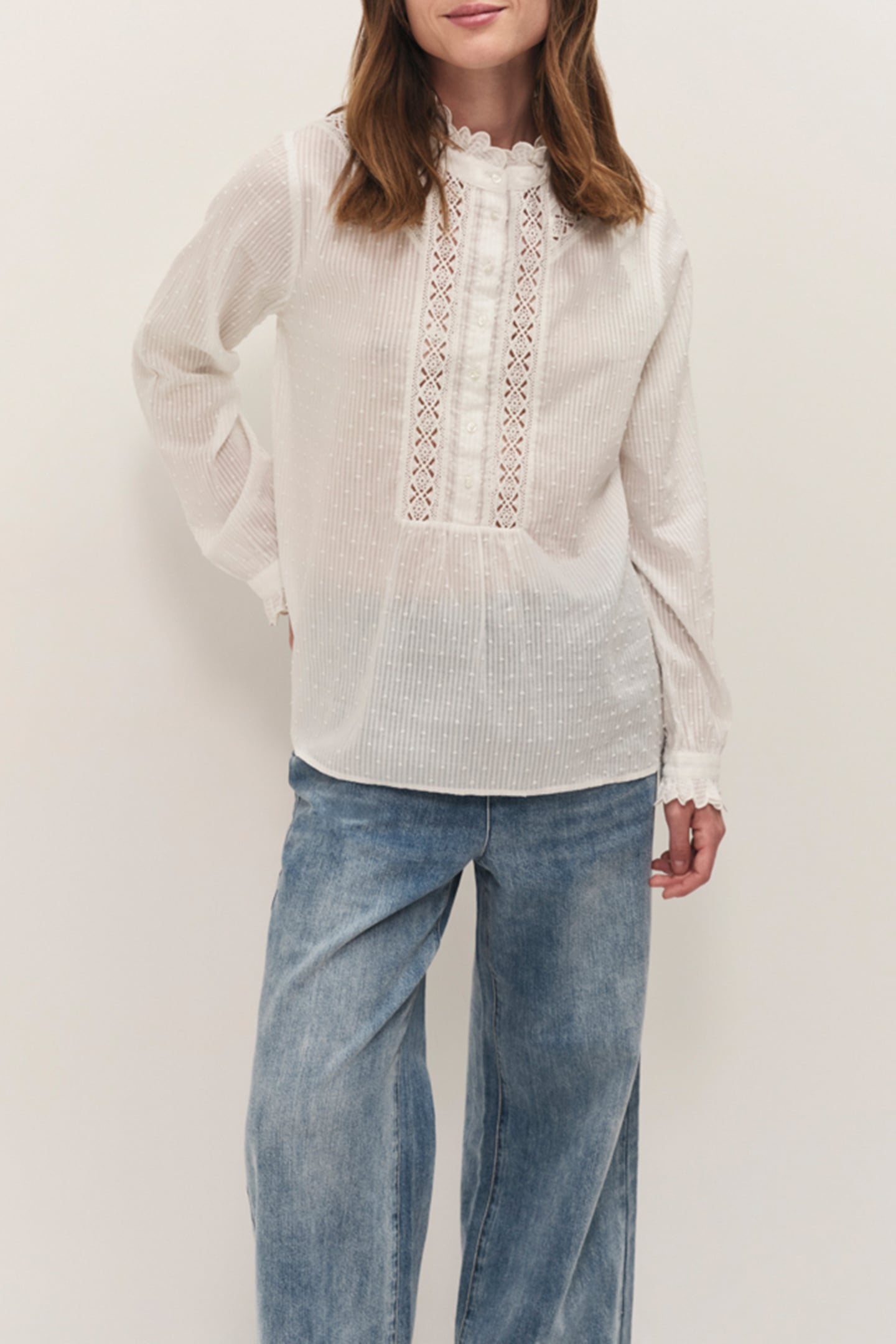 CAROLA - ECRU BLOUSE WITH FANCY PLUMETIS VOILE AND LACE DETA 1