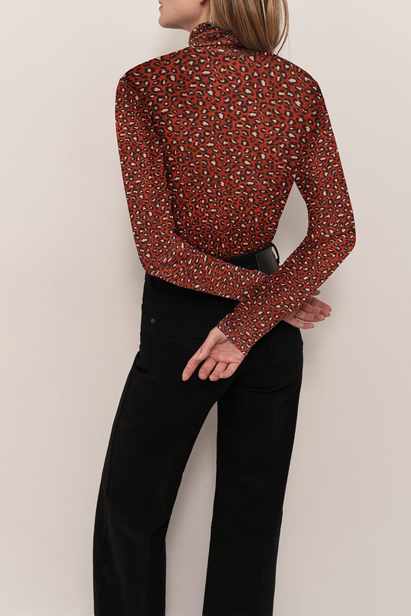 MADLY - RED TURTLENECK T-SHIRT WITH SAFARI PRINT 2