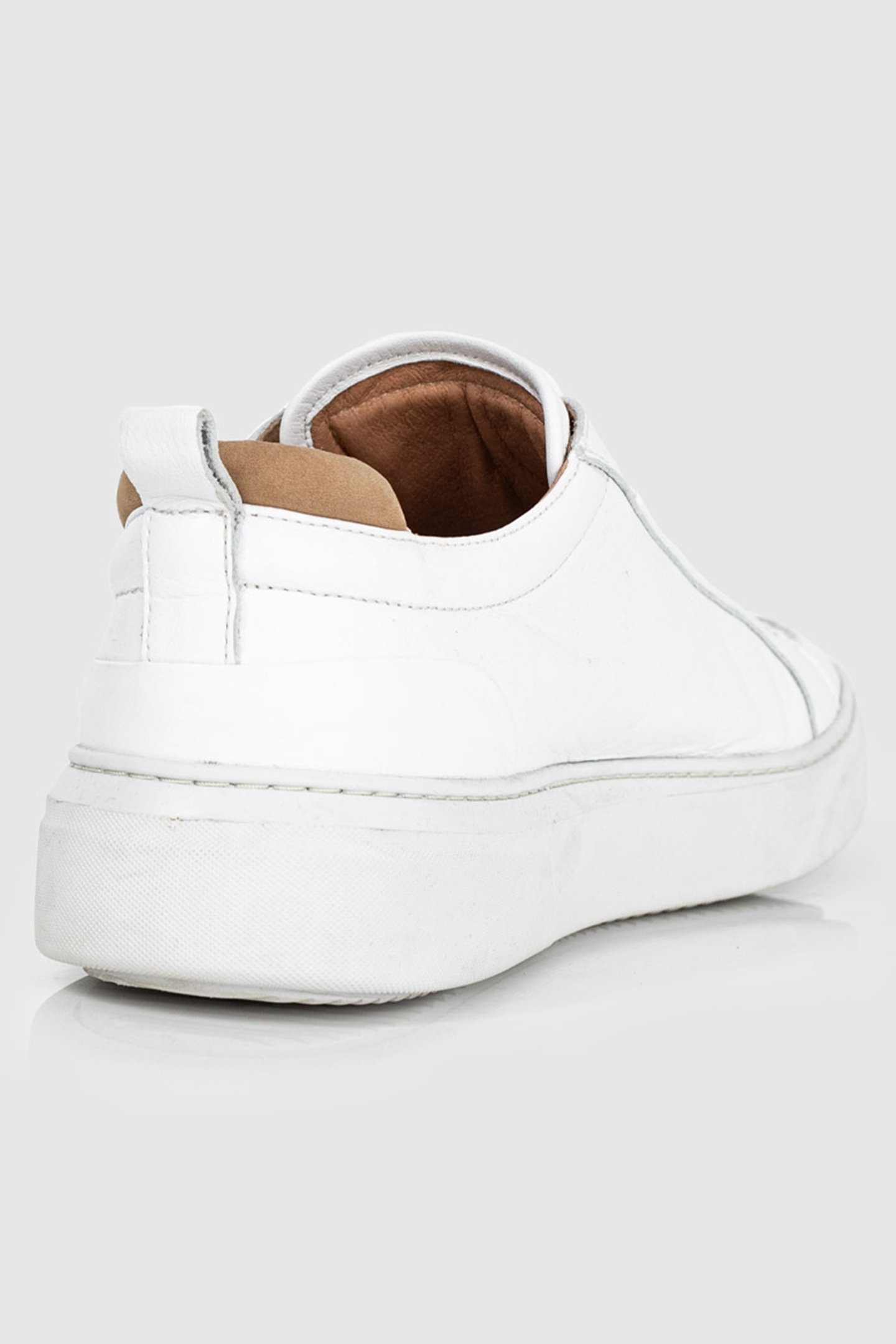 WHITE LEATHER TRAINERS 3
