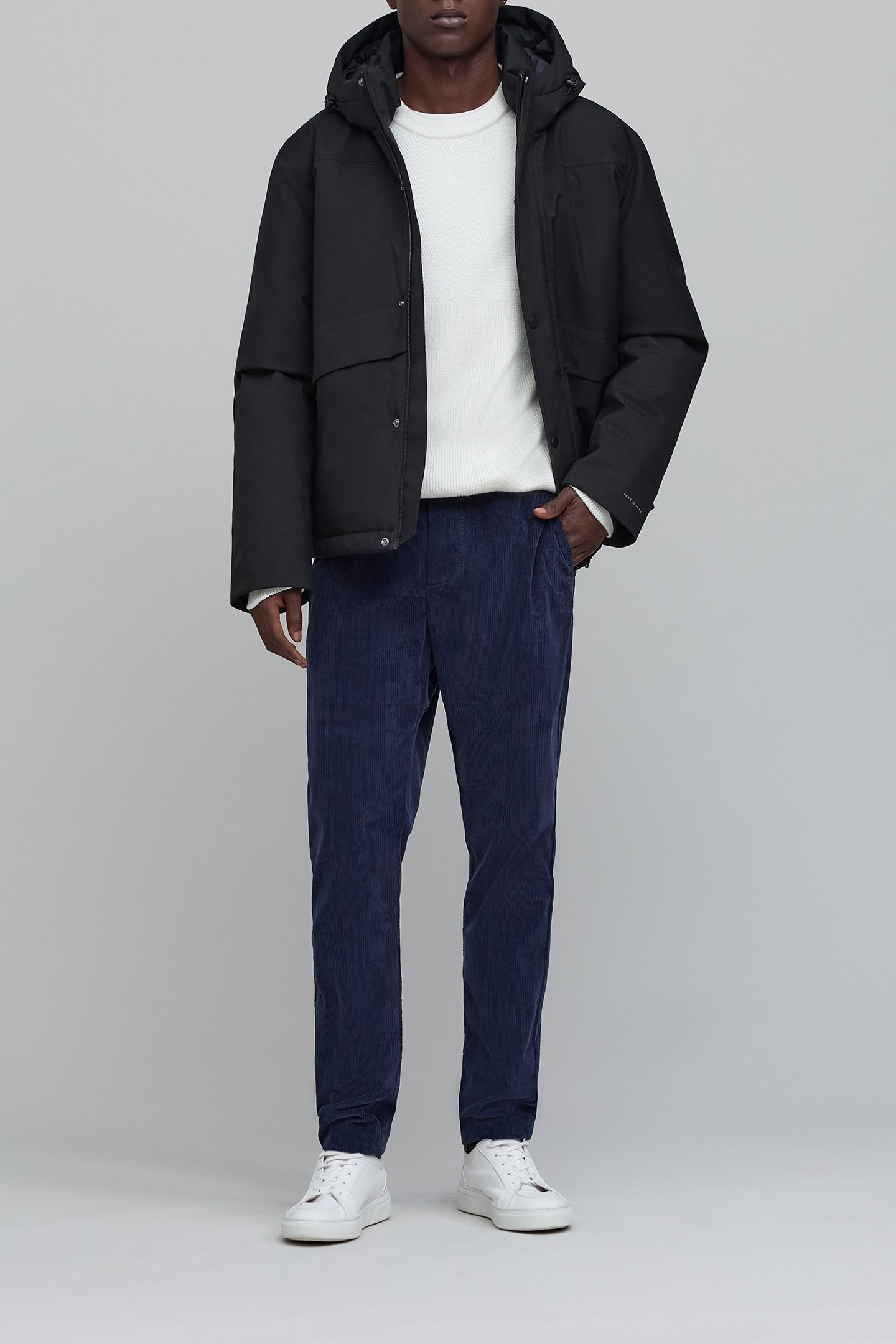 BLACK NYLON WATERPROOF BREATHABLE PADDED JACKET 3