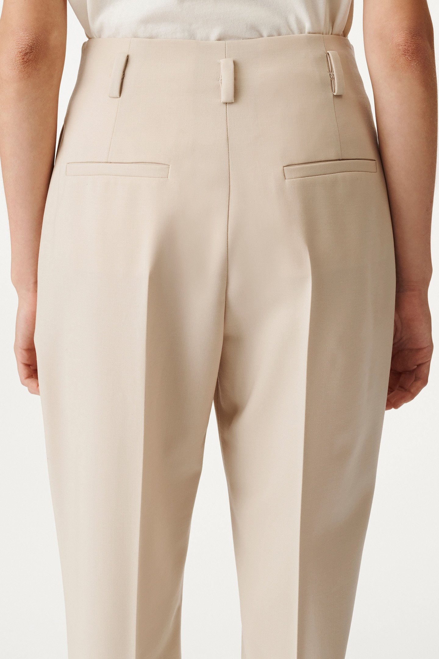 LUANIS TROUSER SAND 5