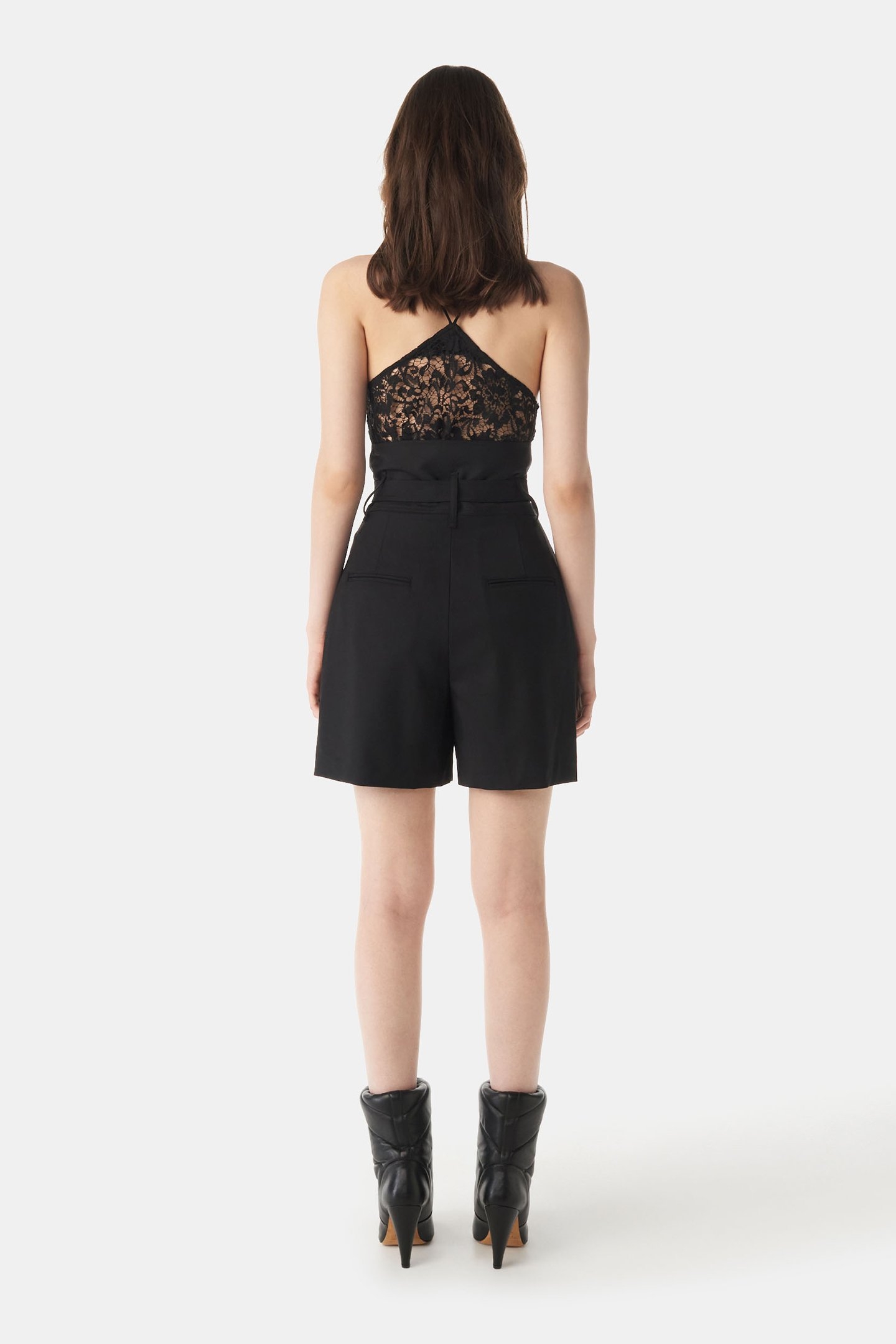LATY SHORT BLACK 4