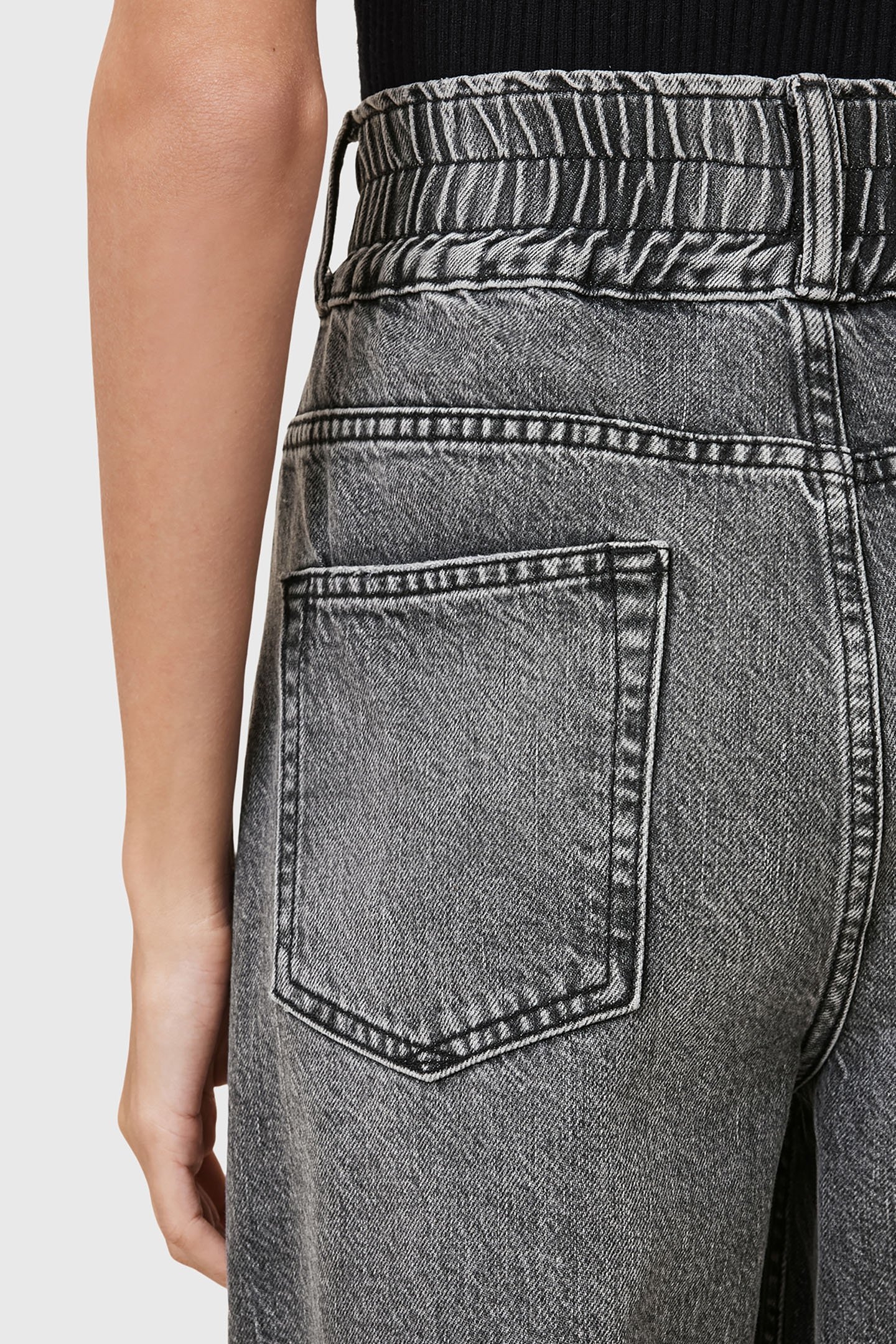 DAISY TAPERED JEAN WASHED GREY 8