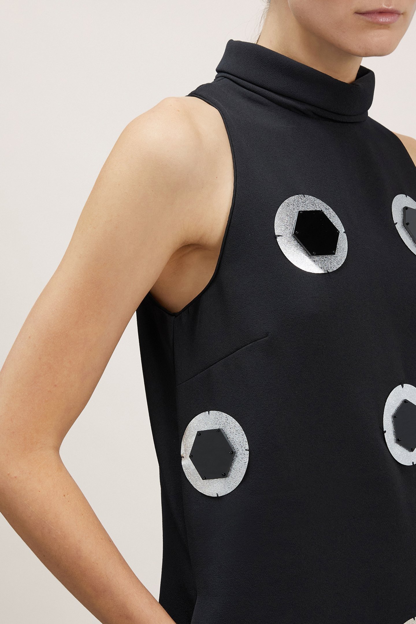 FLARED DRESS WITH EMBROIDERED DETAILS BLACK 5