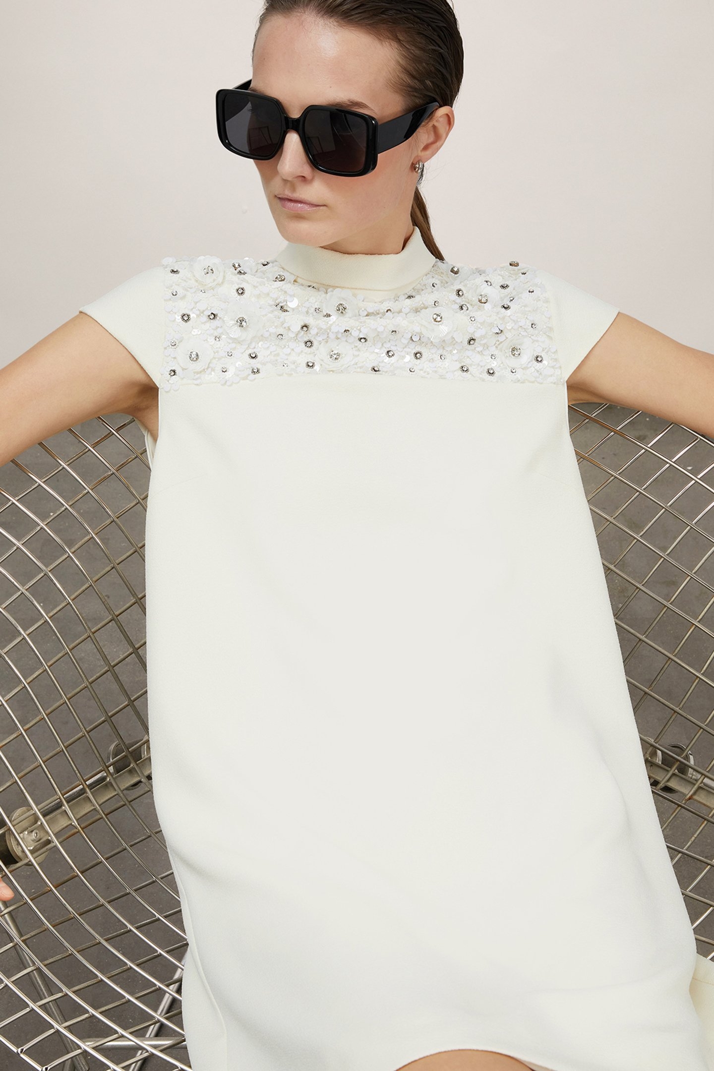 MINIDRESS WITH EMBROIDERED COLLAR WHITE 5
