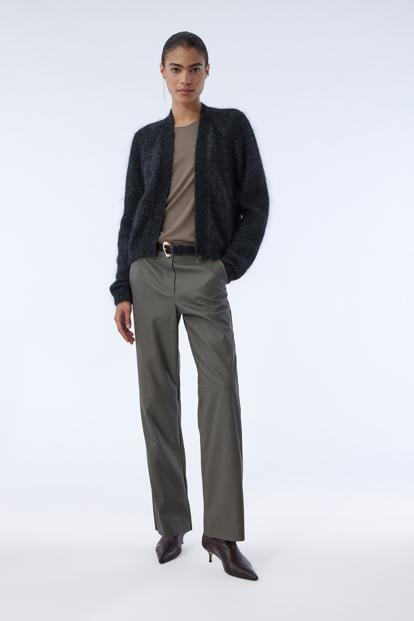 HAILEY CARDIGAN BLACK 4