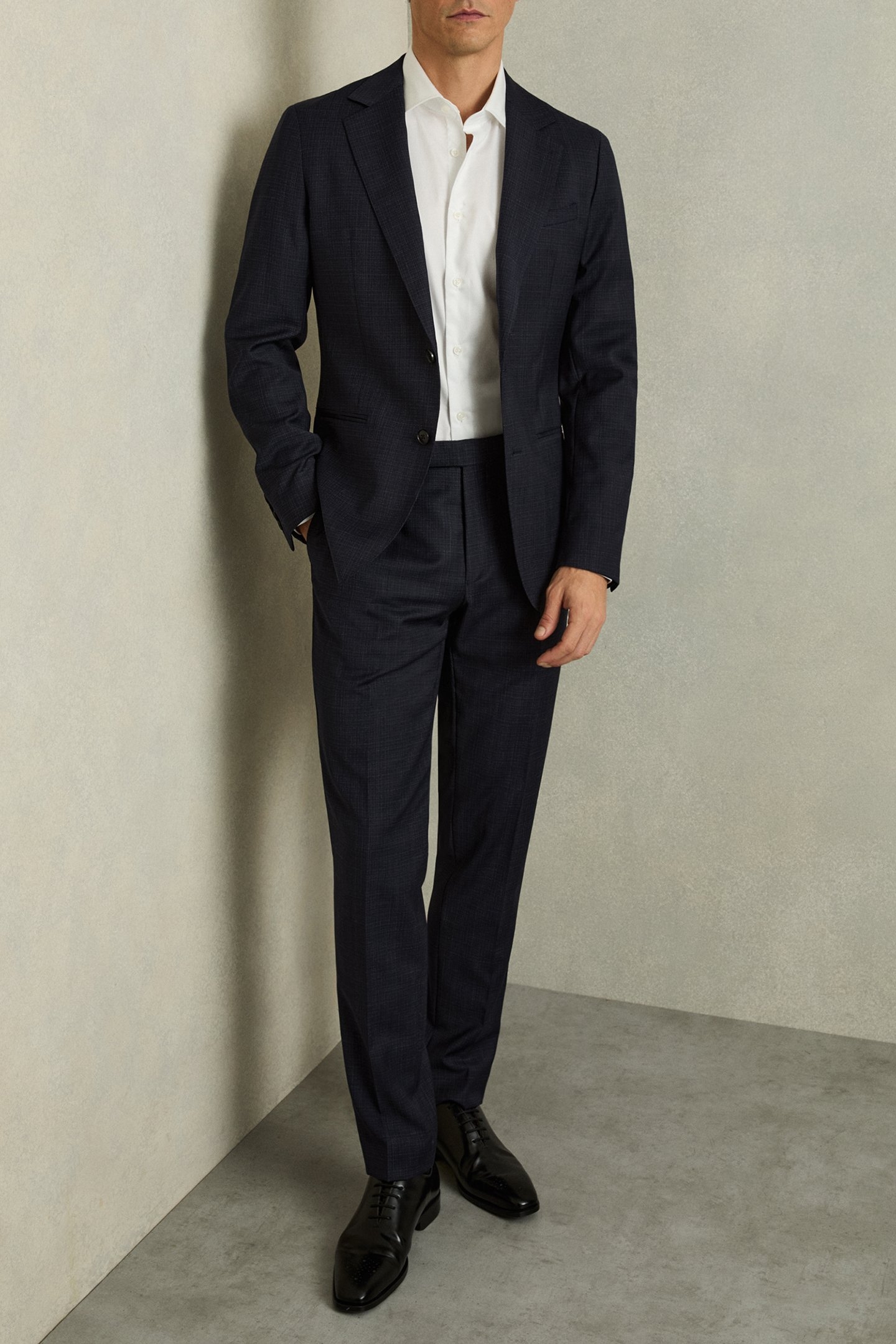 SB 2B NOTCH TEXTURED BLAZER NAVY 3