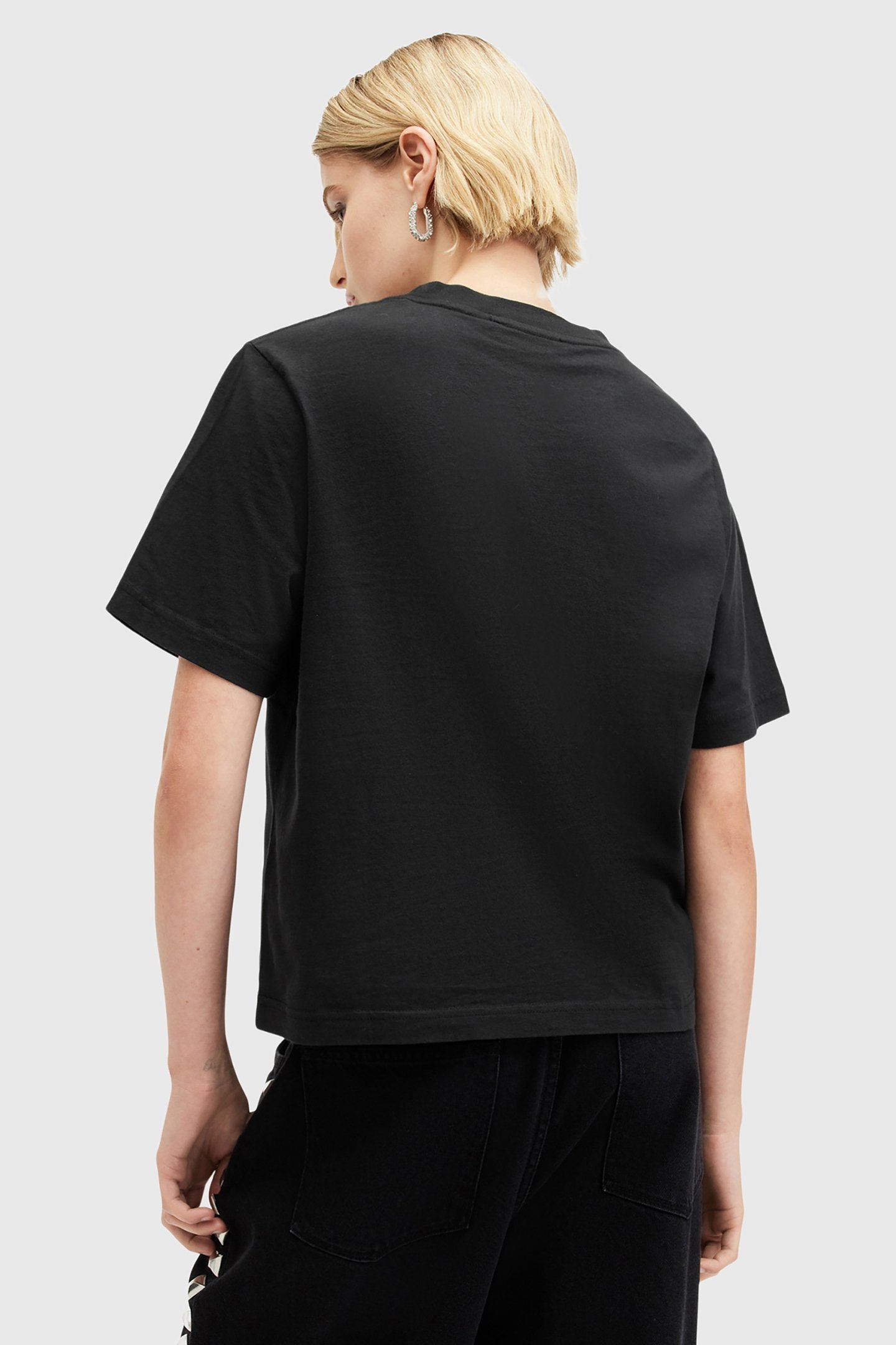 LISA BIGGY TEE BLACK 6