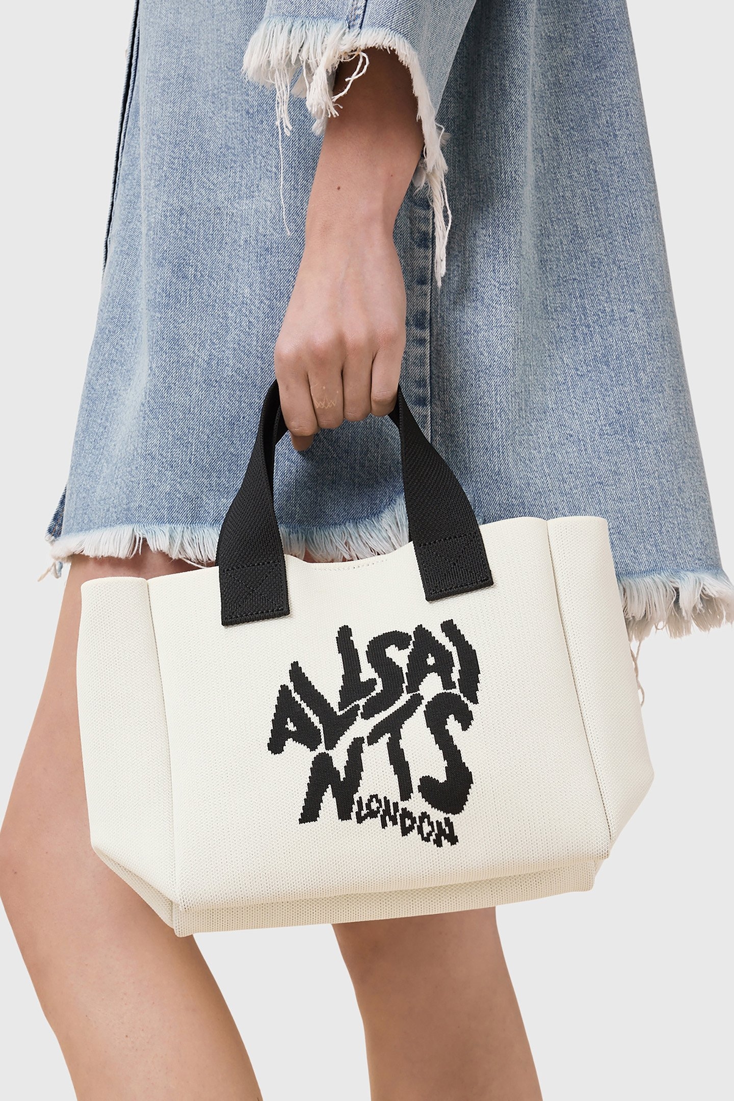 IZZY MINI ORLANDO WHITE 1