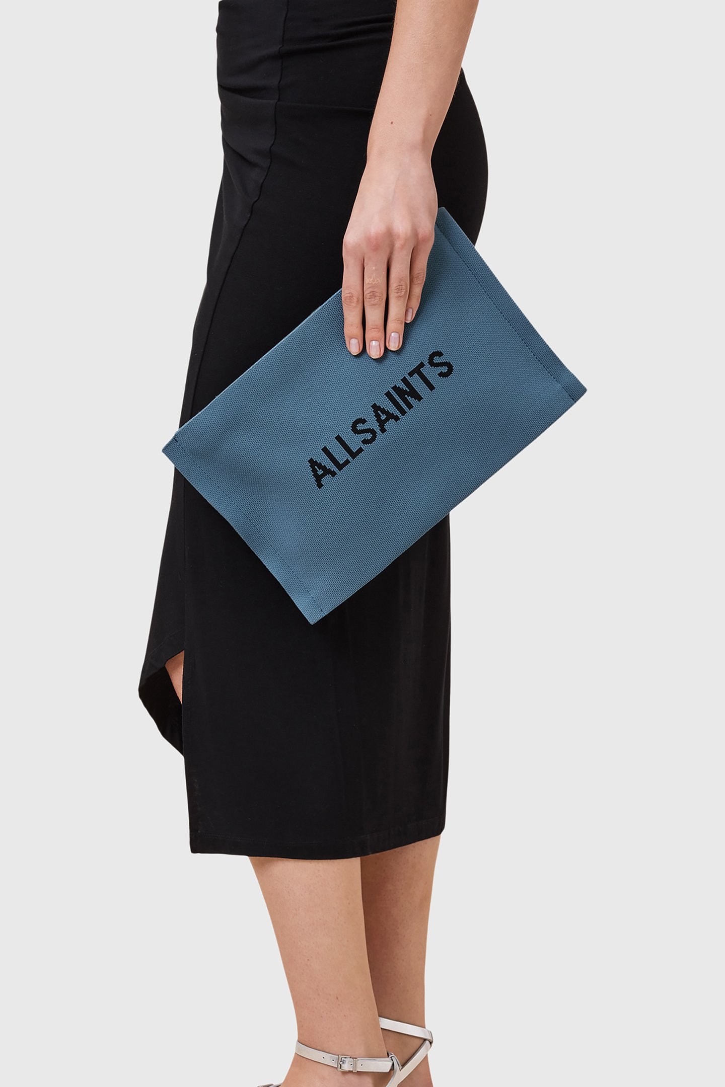 IZZY CLUTCH STEEL BLUE 1