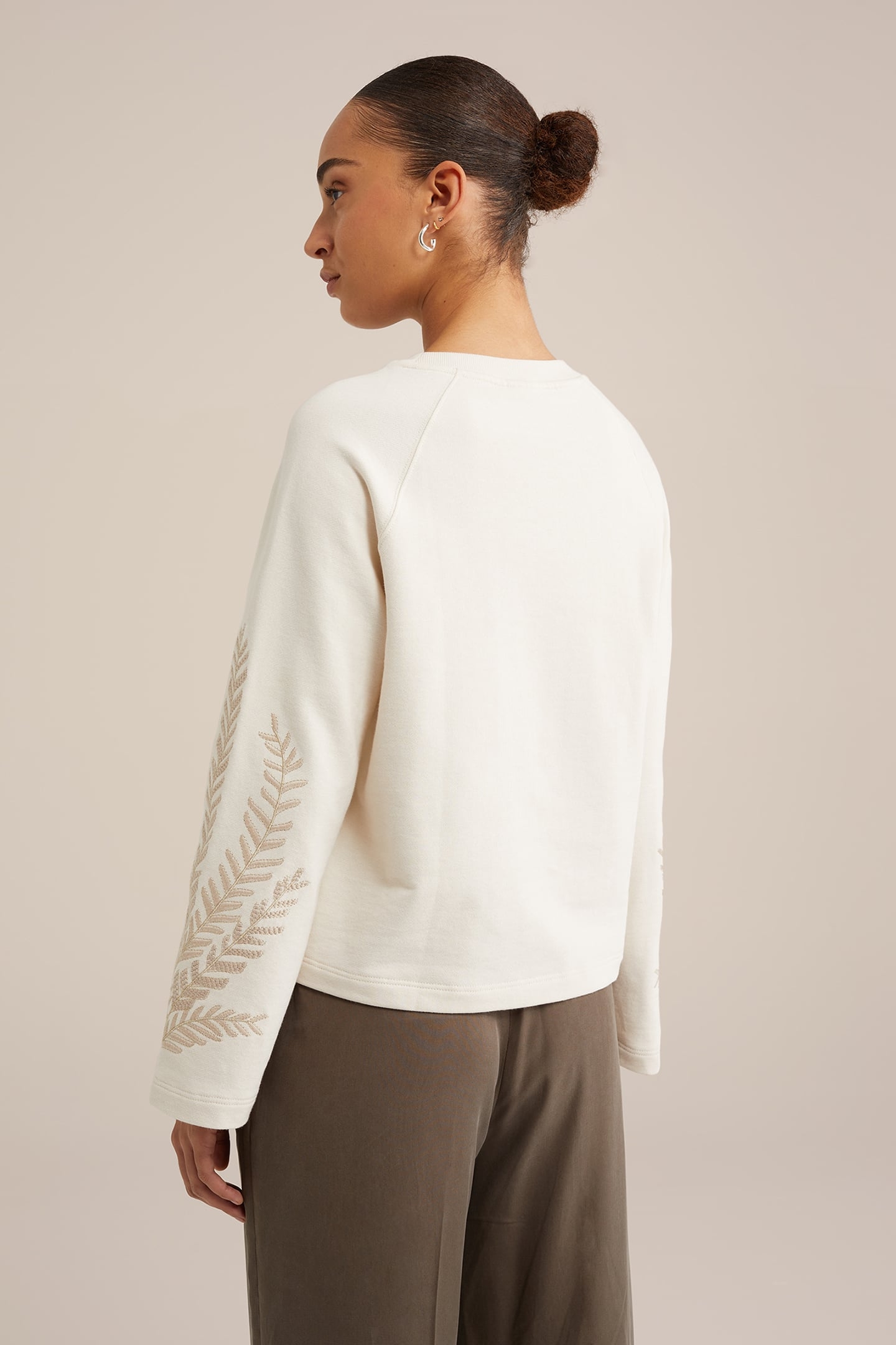 SWEATER BEIGE 2