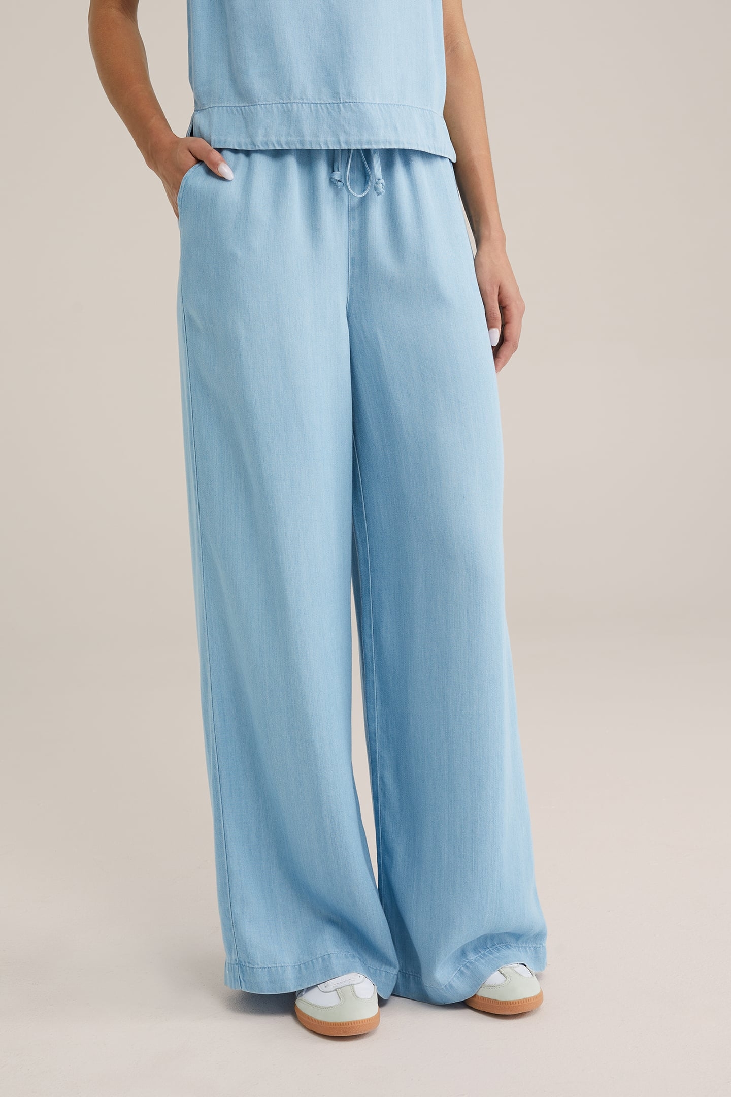 TROUSER LIGHT BLUE 1