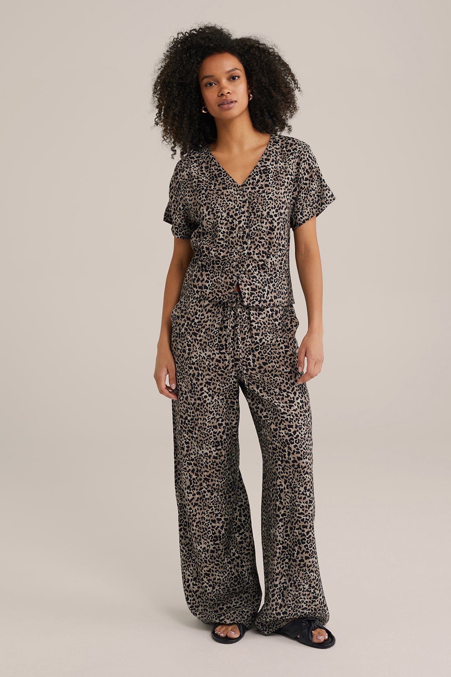 BLOUSE LIGHT BROWN 3