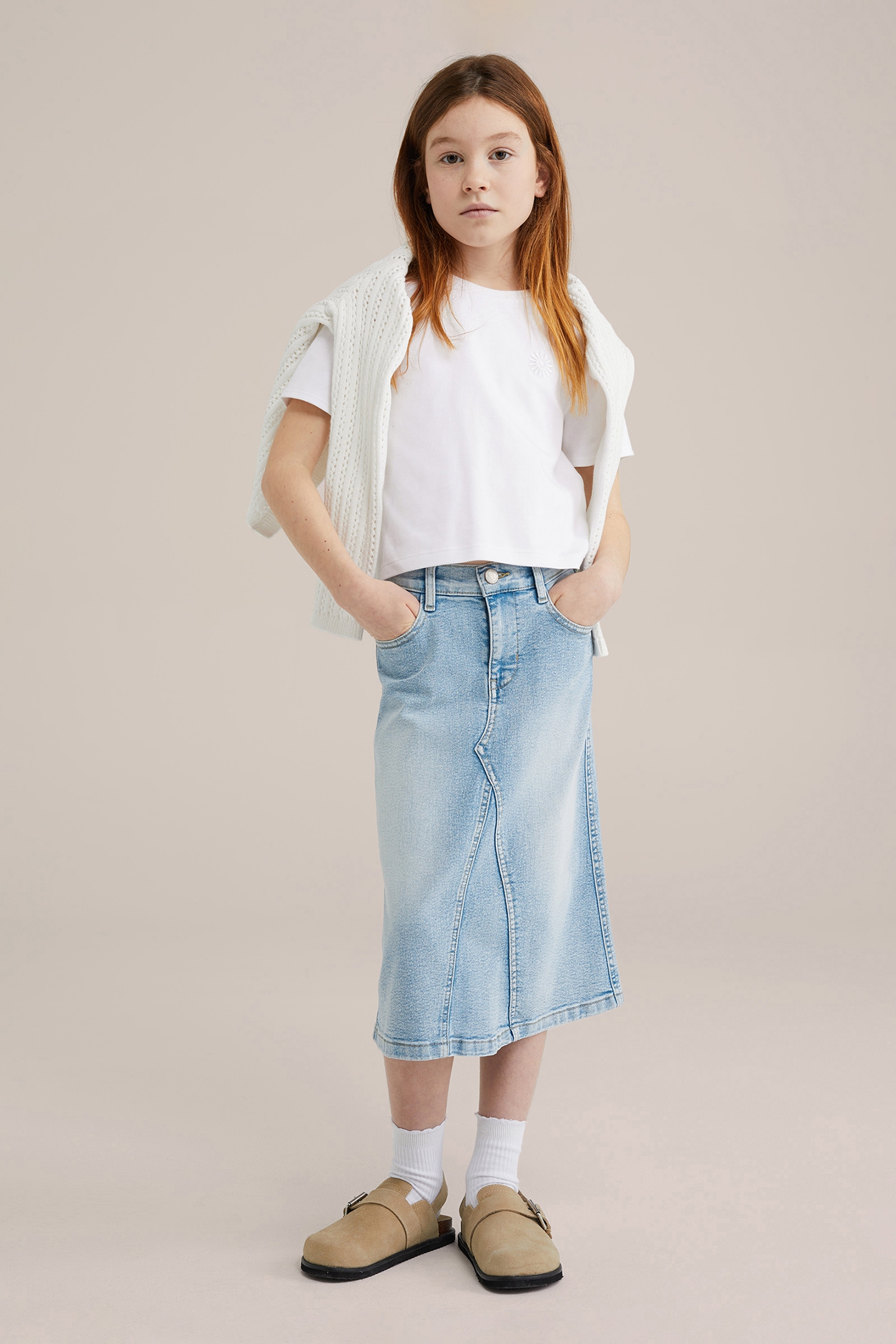 SKIRT MEDIUM LENGTH LIGHT BLUE 2