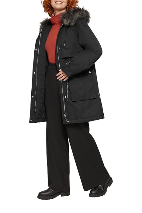 JACKEN OUTDOOR BLACK 2