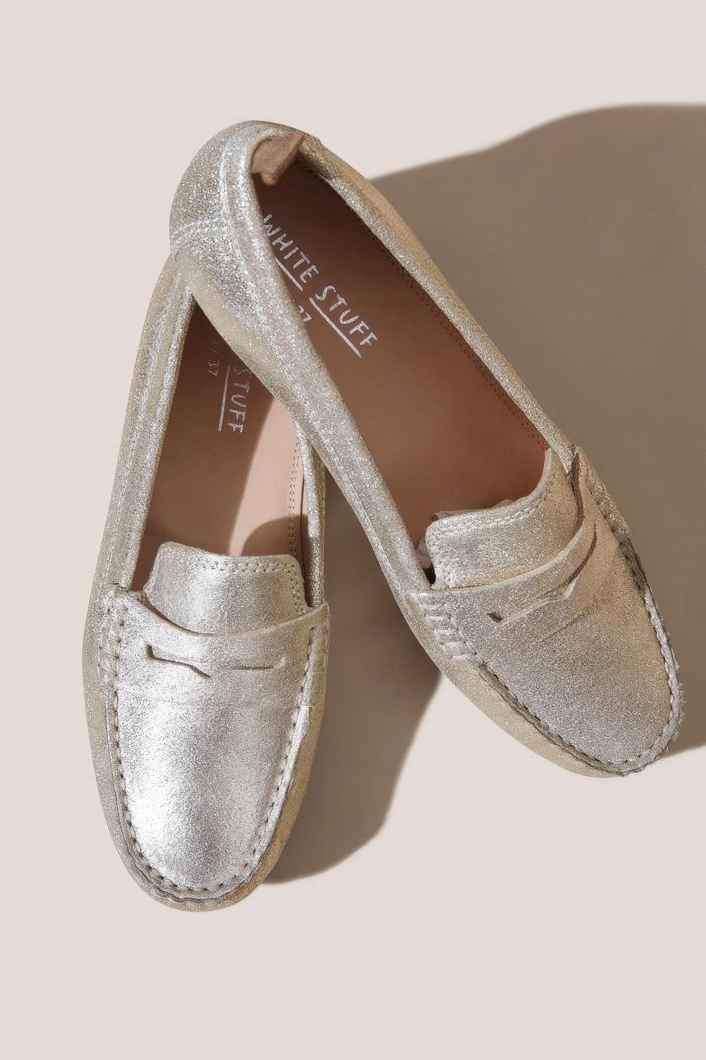 LEATHER DRIVING MOCCASIN GOLD TONE METALLIC 5