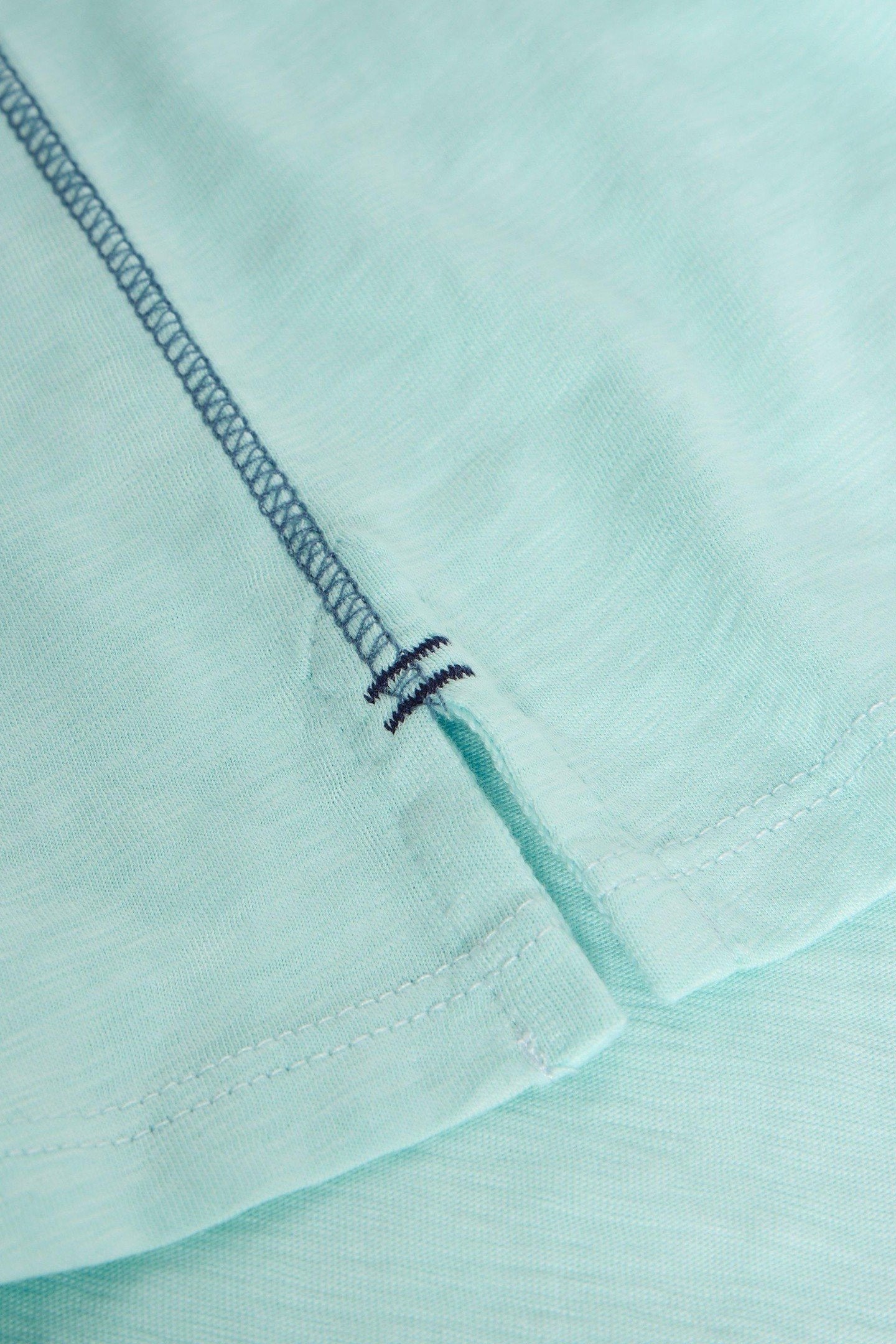 ABBIE TEE LIGHT BLUE 4