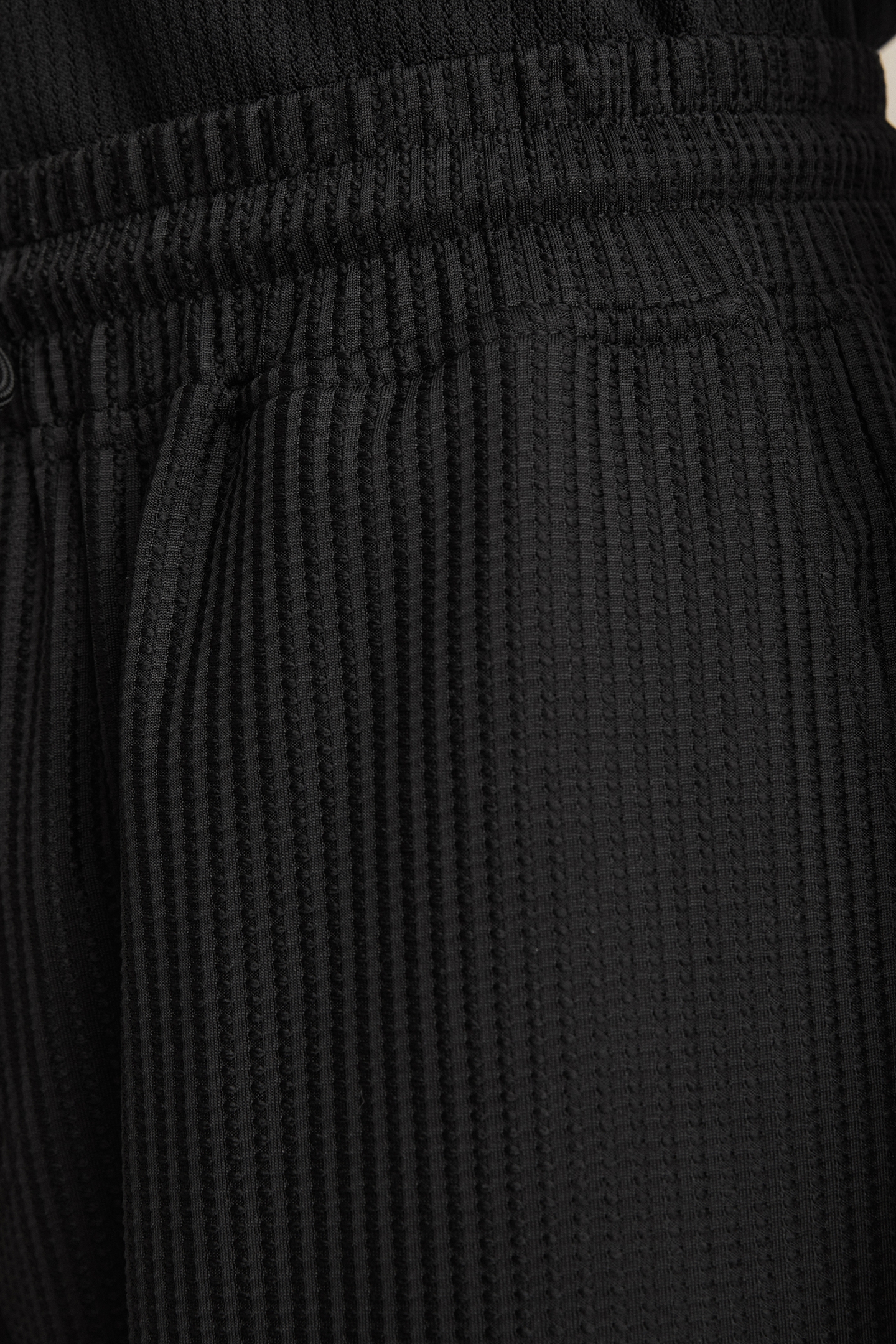 TAPERED TEXTURED TROUSER BLACK 6