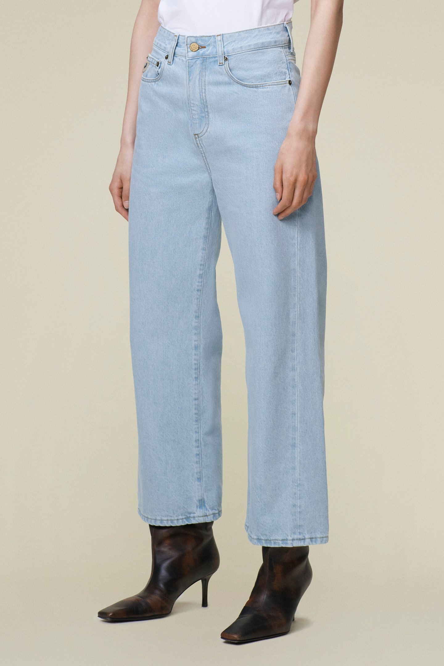 COLETTE SUMMER STONE 1