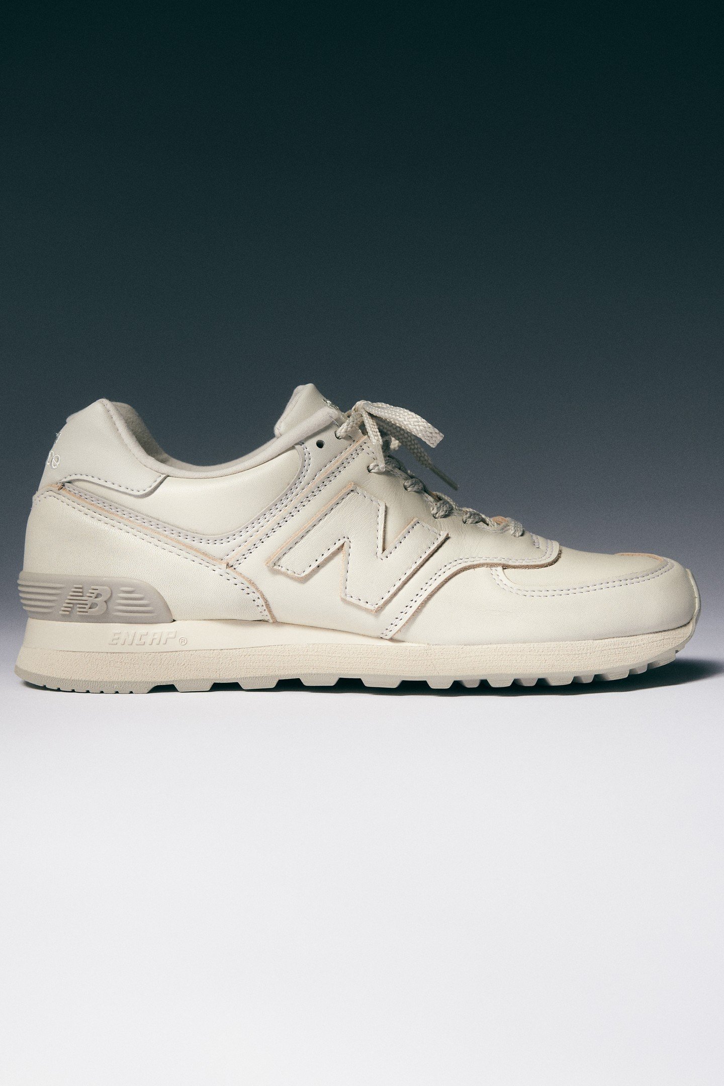 UNISEX MADE IN UK 576 CONTEMPORARY LIGHT GREY 1