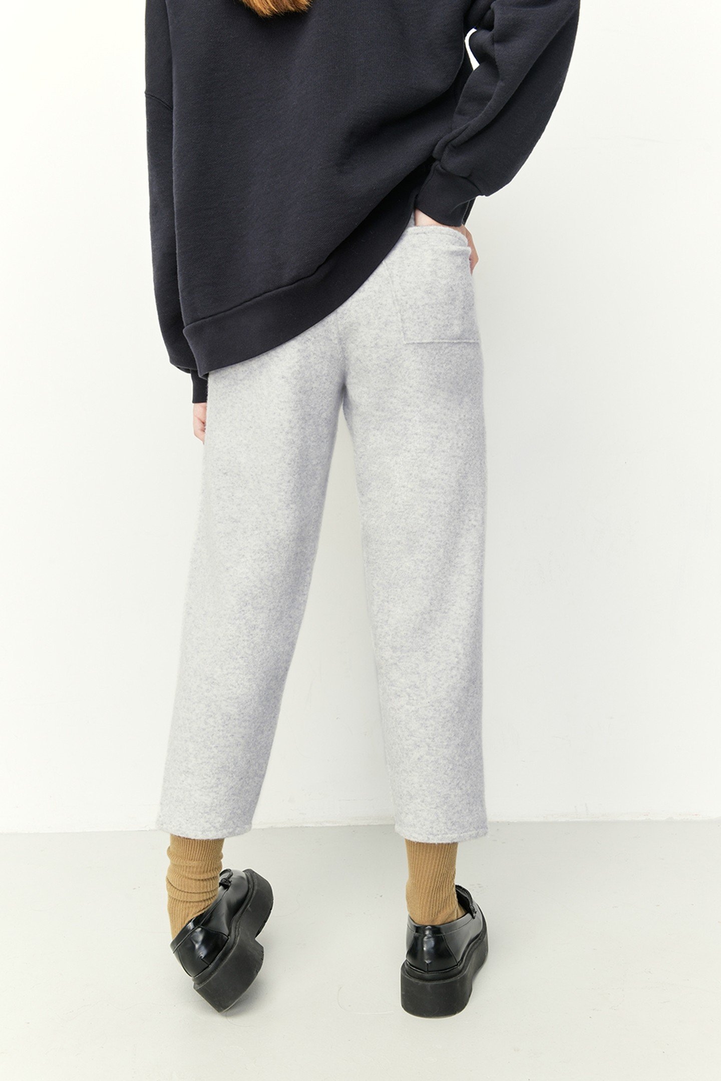 STRAIGHT JOGGING CHINA GREY 2