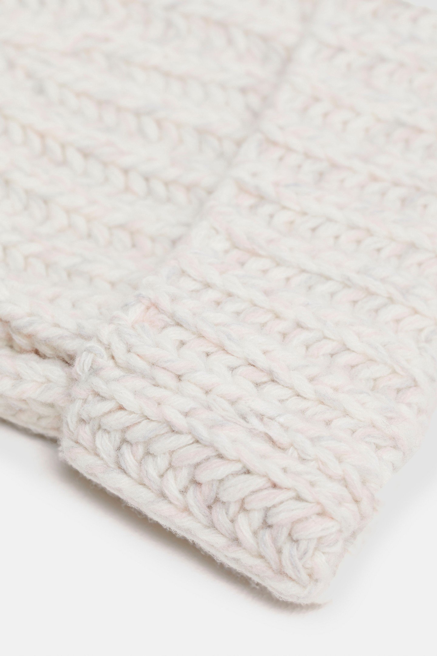 KNITTED HAT CAPS & HATS ENGLISH ROSE 2