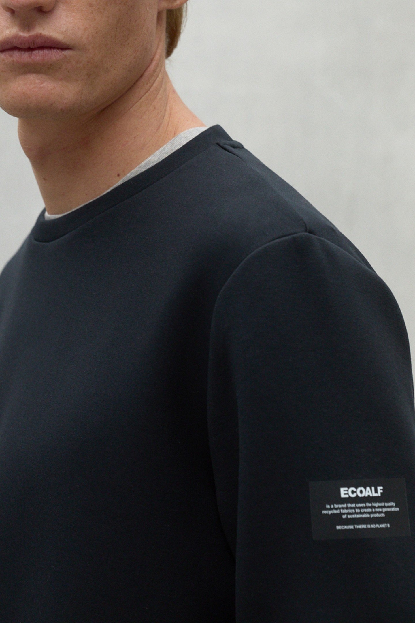 ARLESALF SWEATSHIRT BLACK 5